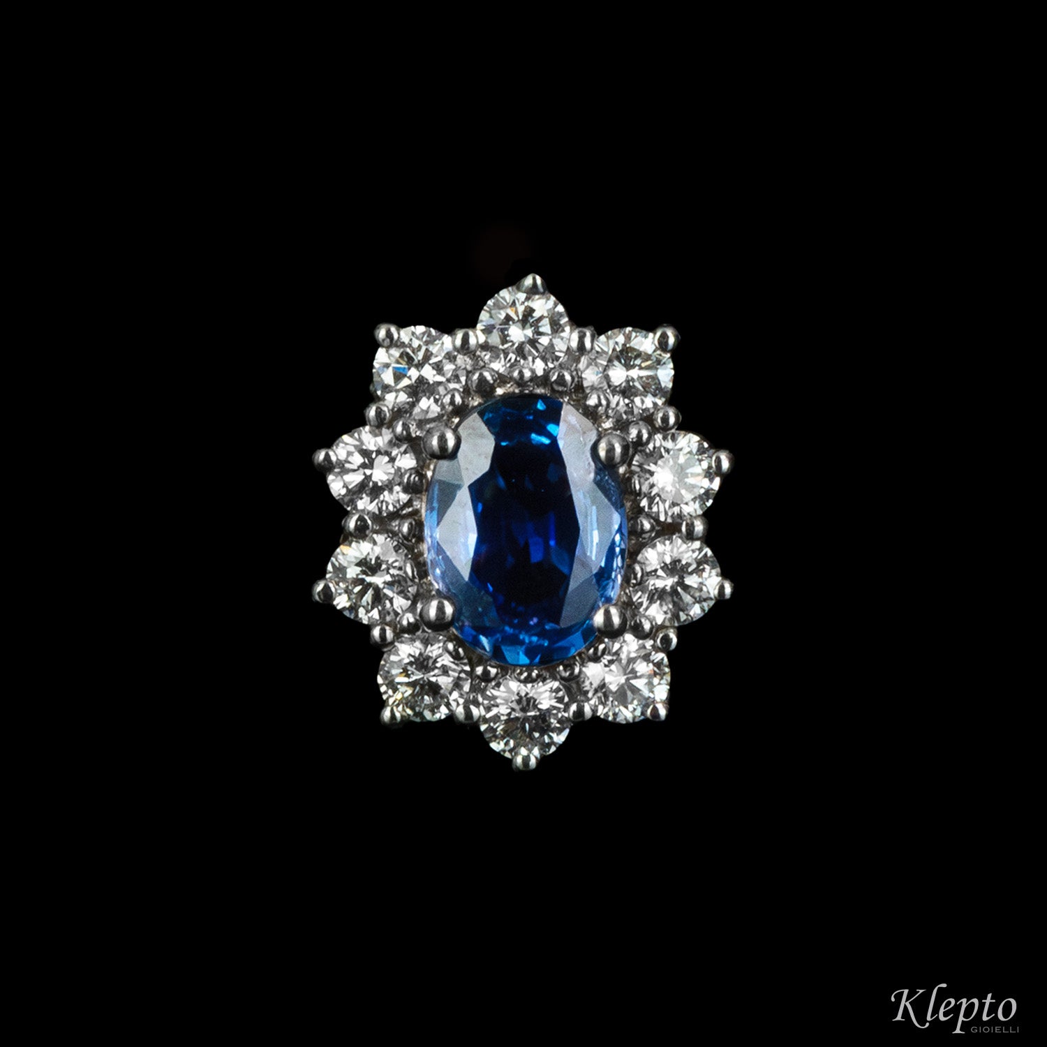 White gold lobe earrings with Sapphires and Diamonds