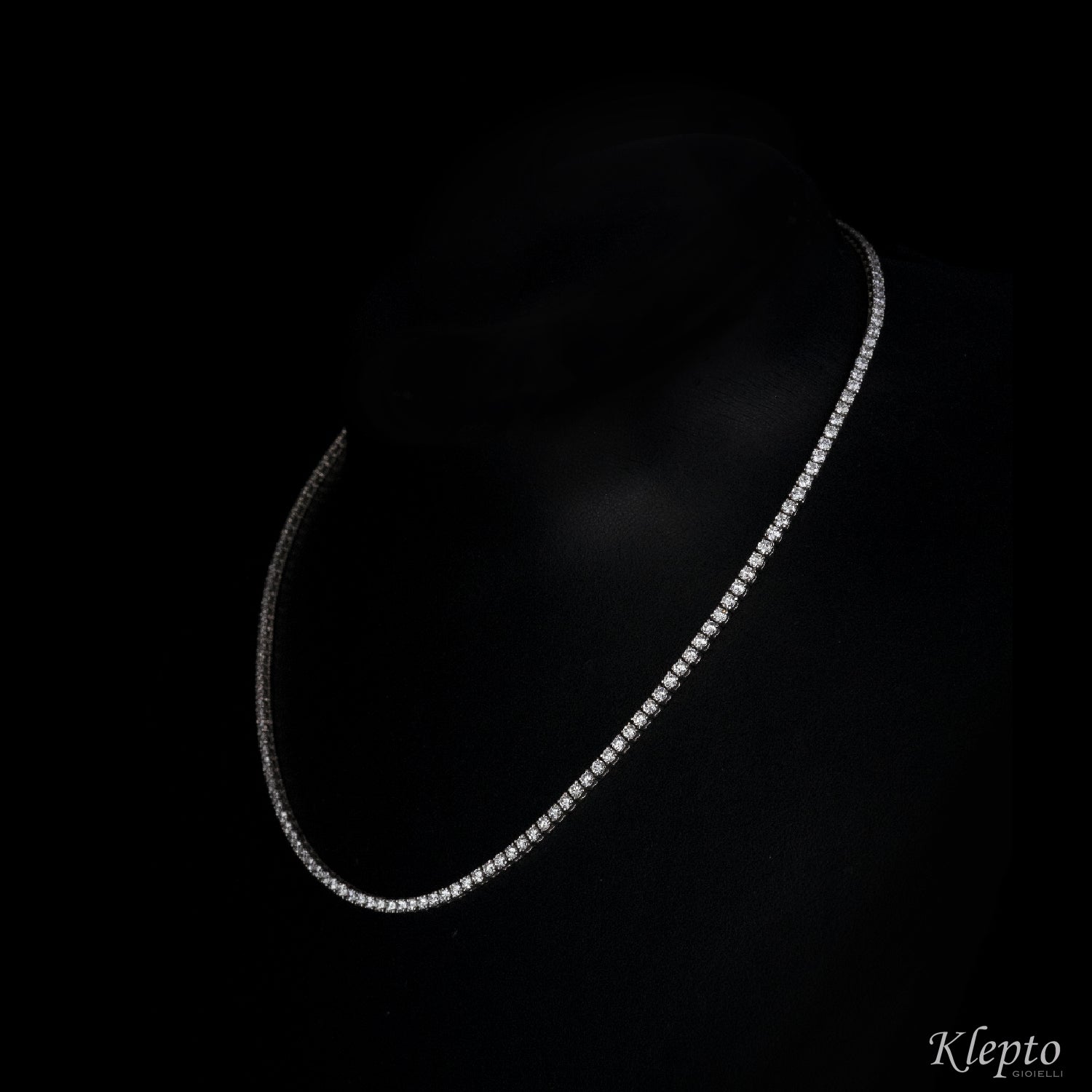 Tennis white gold necklace with diamonds