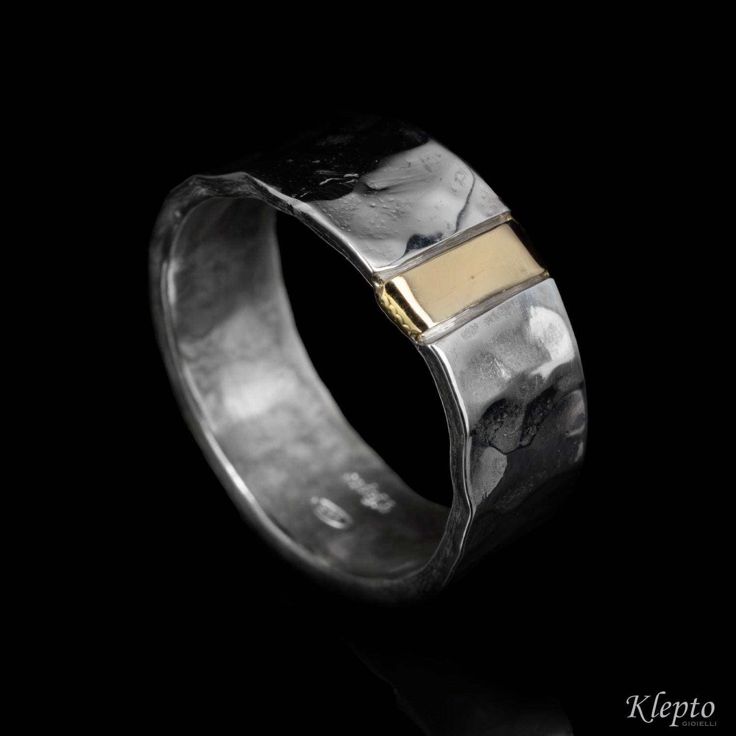 Silnova® Silver ring with yellow gold details