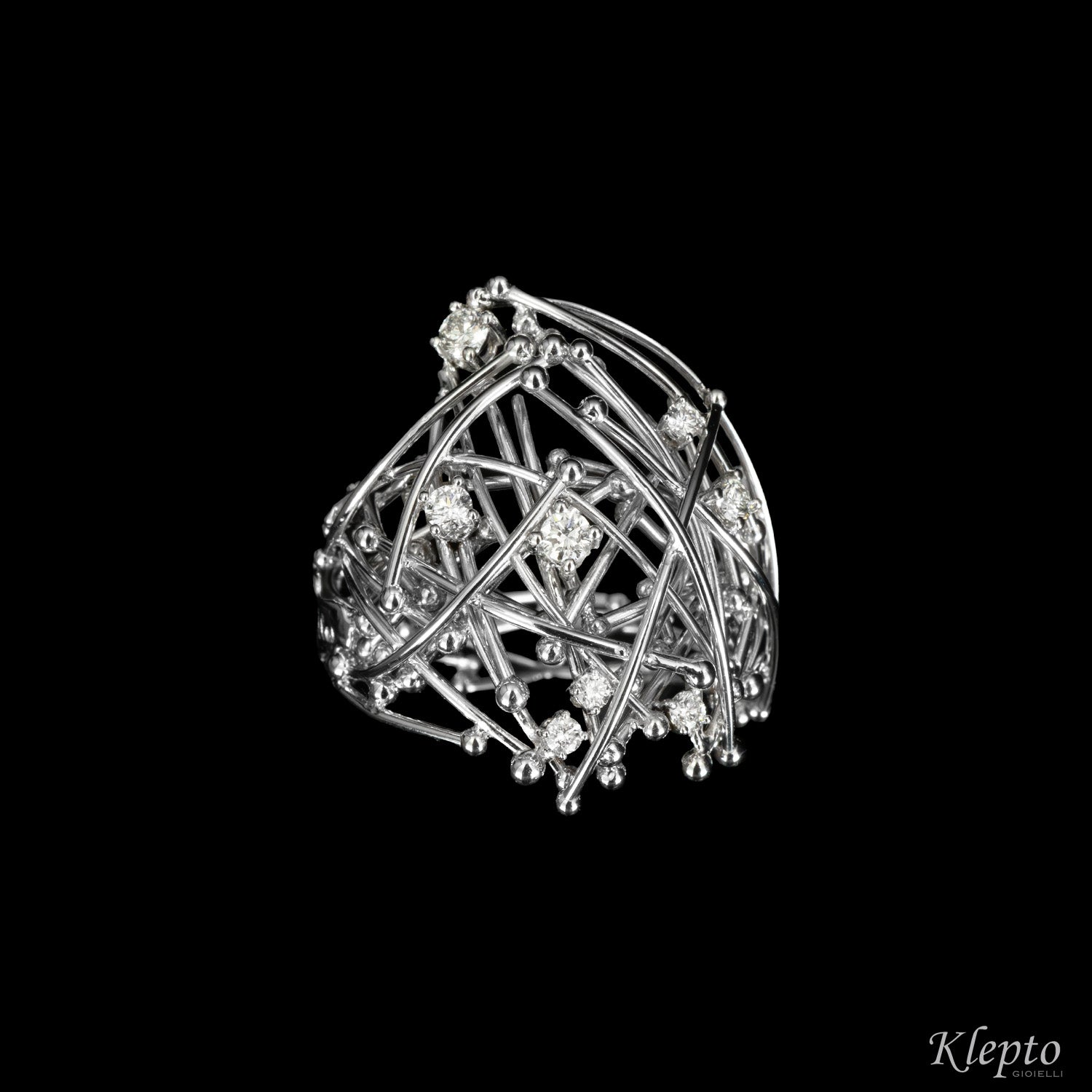 "Scintilla" white gold ring with diamonds