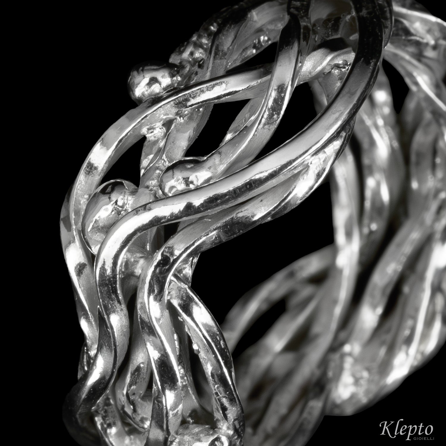 Silnova® braided wire silver ring