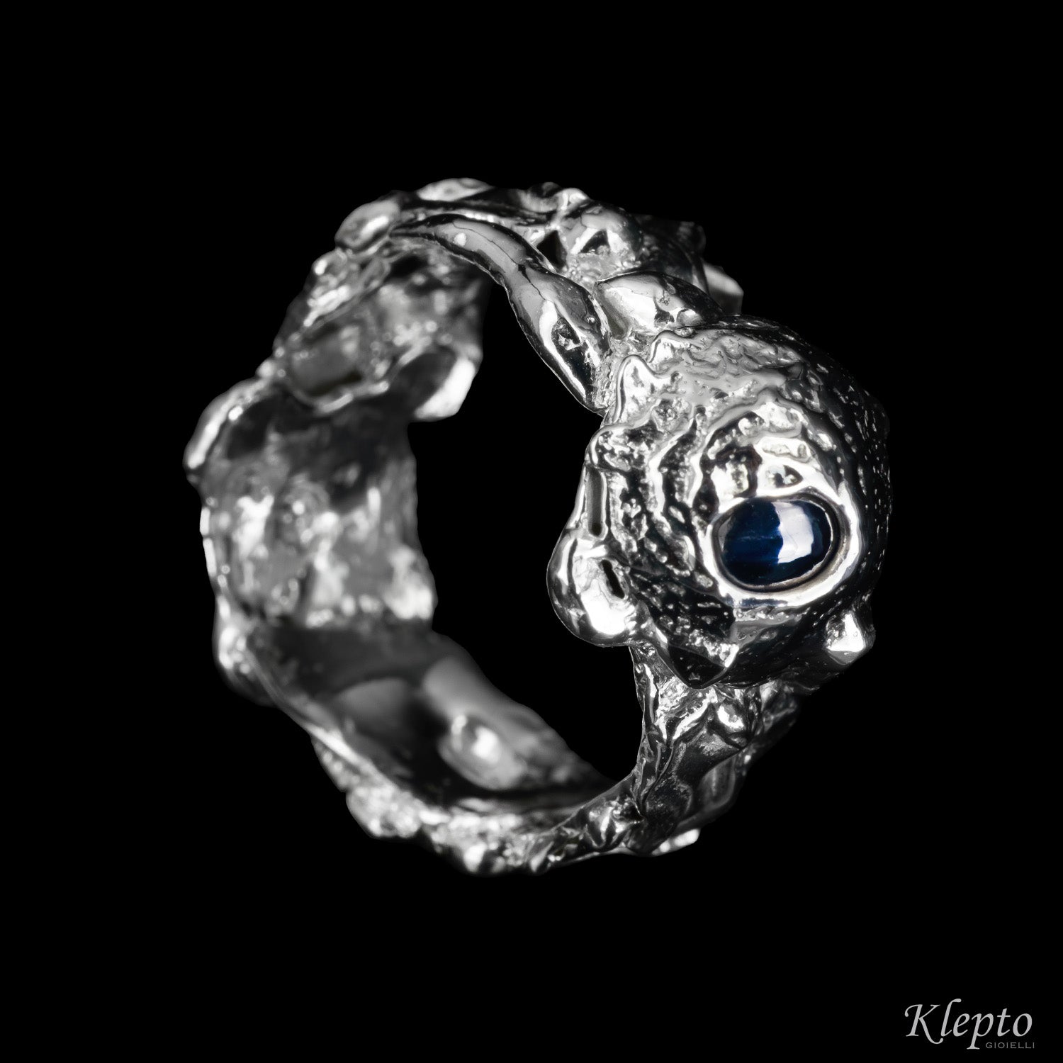 Silnova Silver Ring with Blue Sapphire