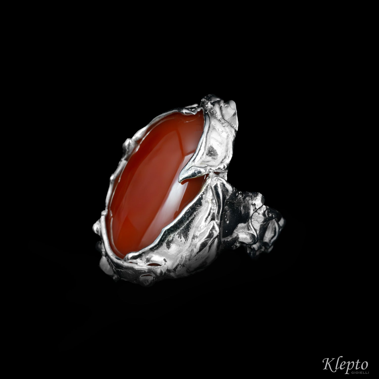 Silnova® Silver Ring with Agate