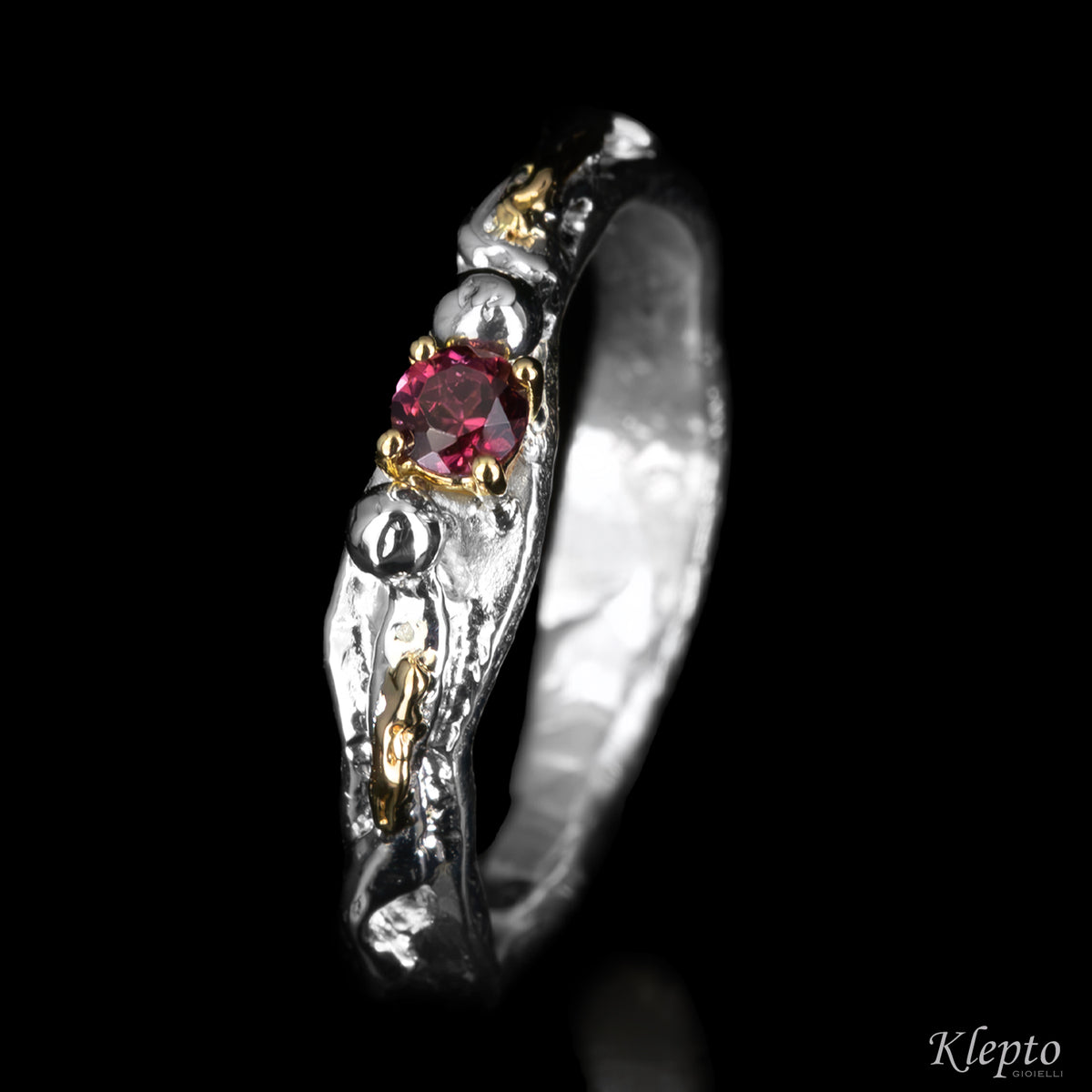 Silver Silnova® ring with gemstones and yellow gold details