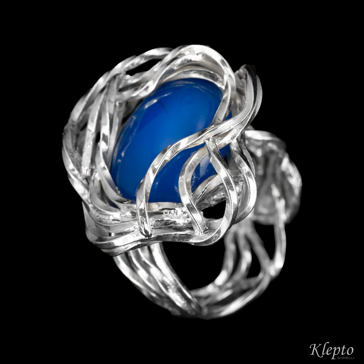 Silnova® Silver ring with woven wire and blue Agate