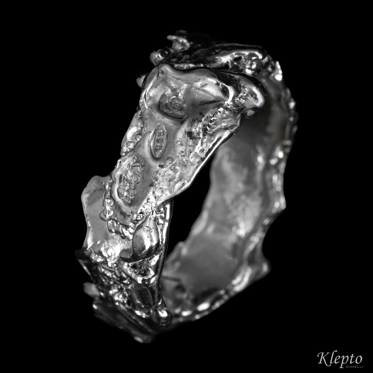Silnova® silver ring with yellow gold details