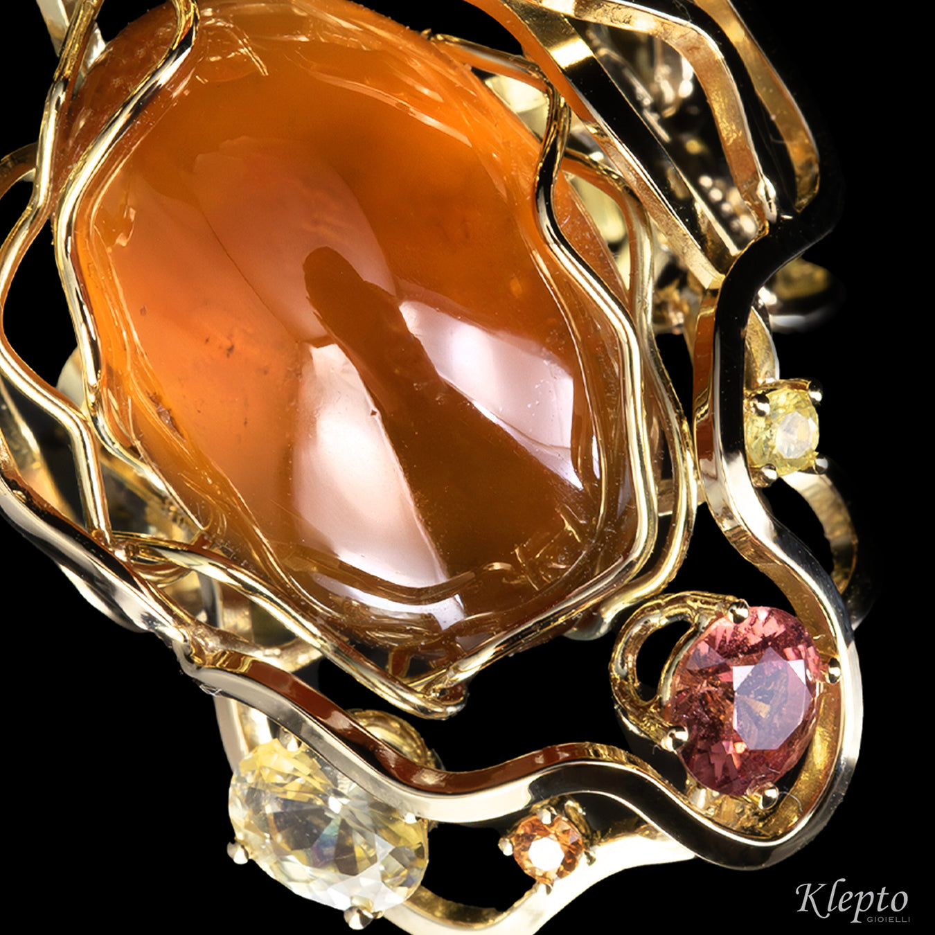Yellow gold ring "Origins" with Spessartite, Sapphires, Zircons, and Garnet fanta