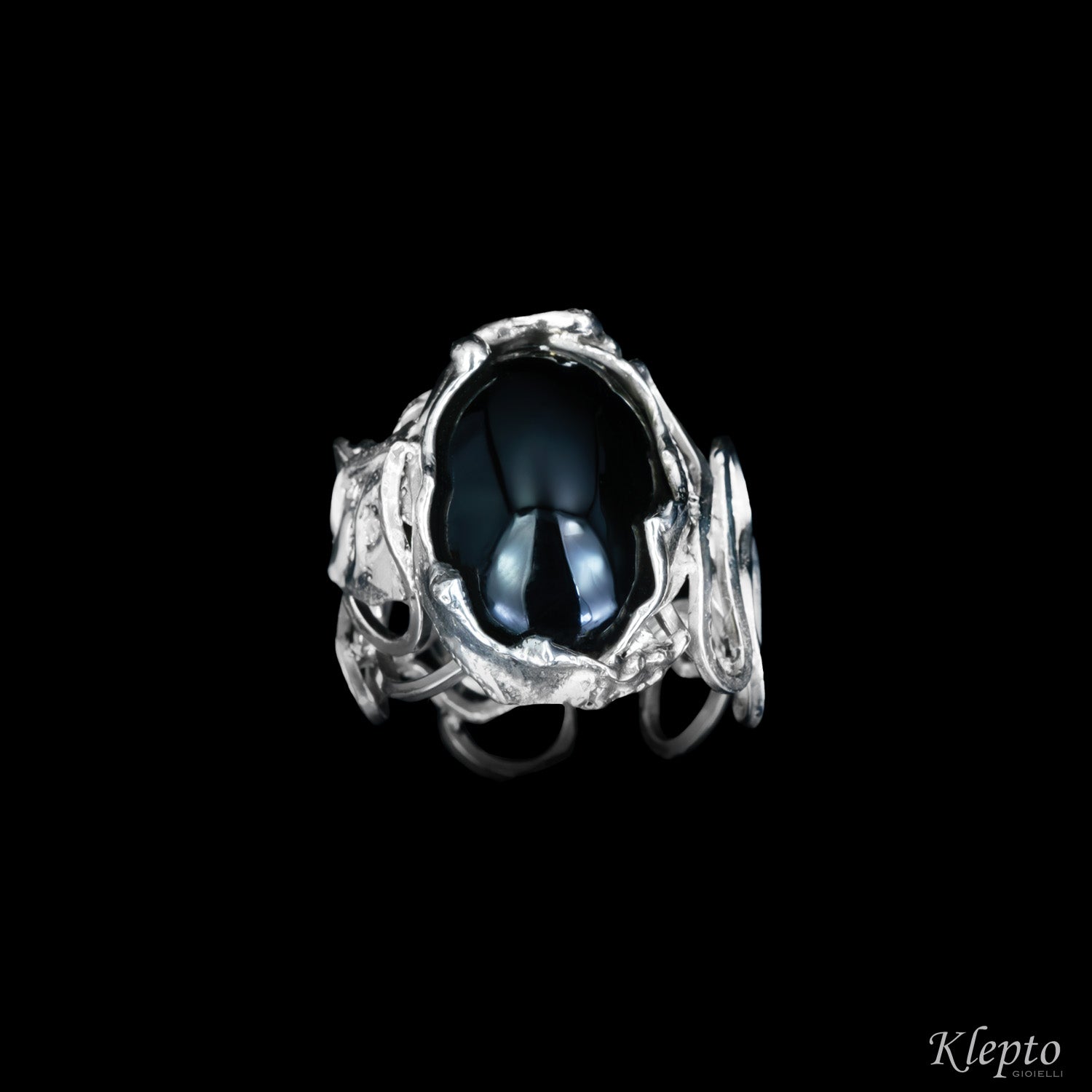 Silnova® Silver ring with woven wire with Onyx