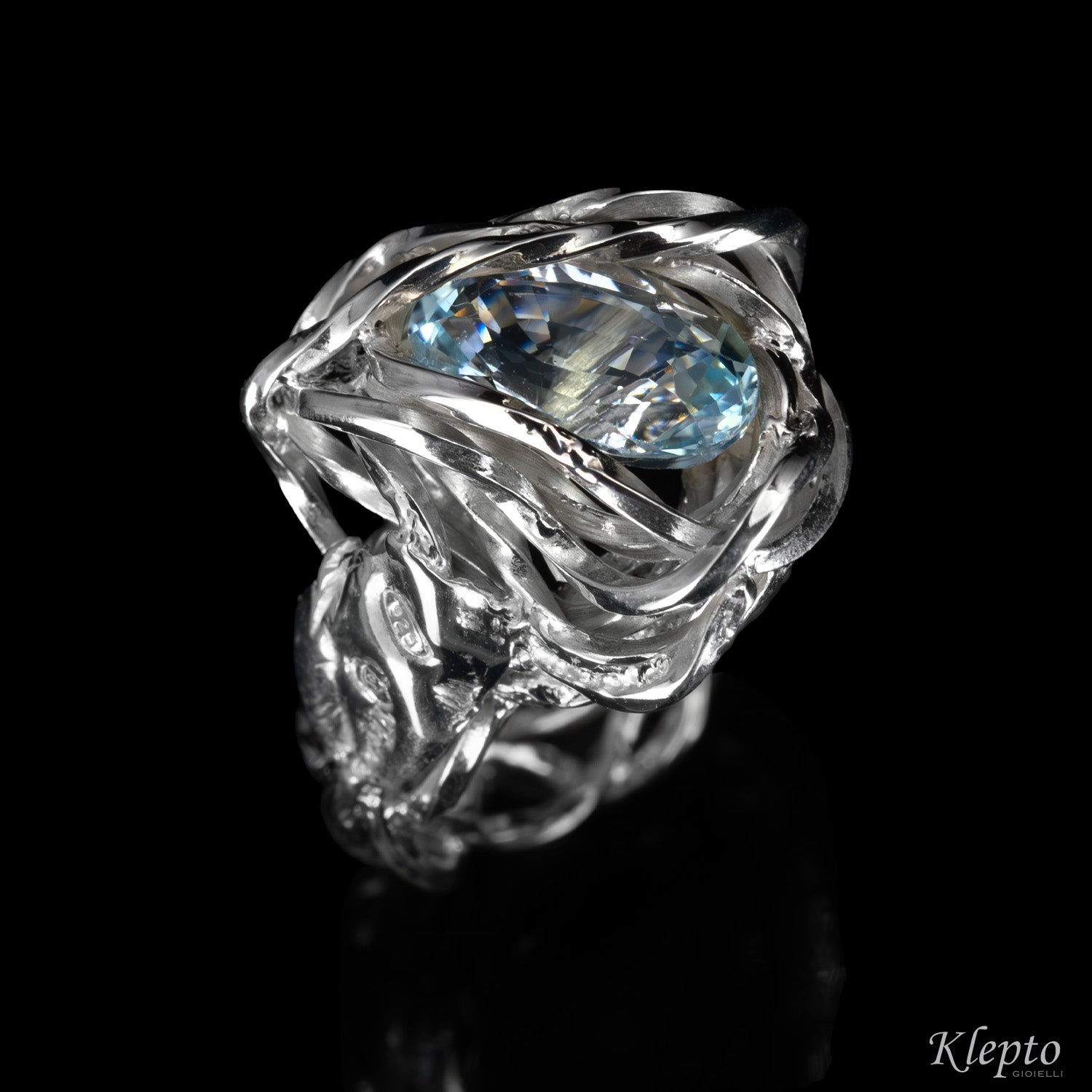 Silver ring Silnova® with woven wire and Aquamarine