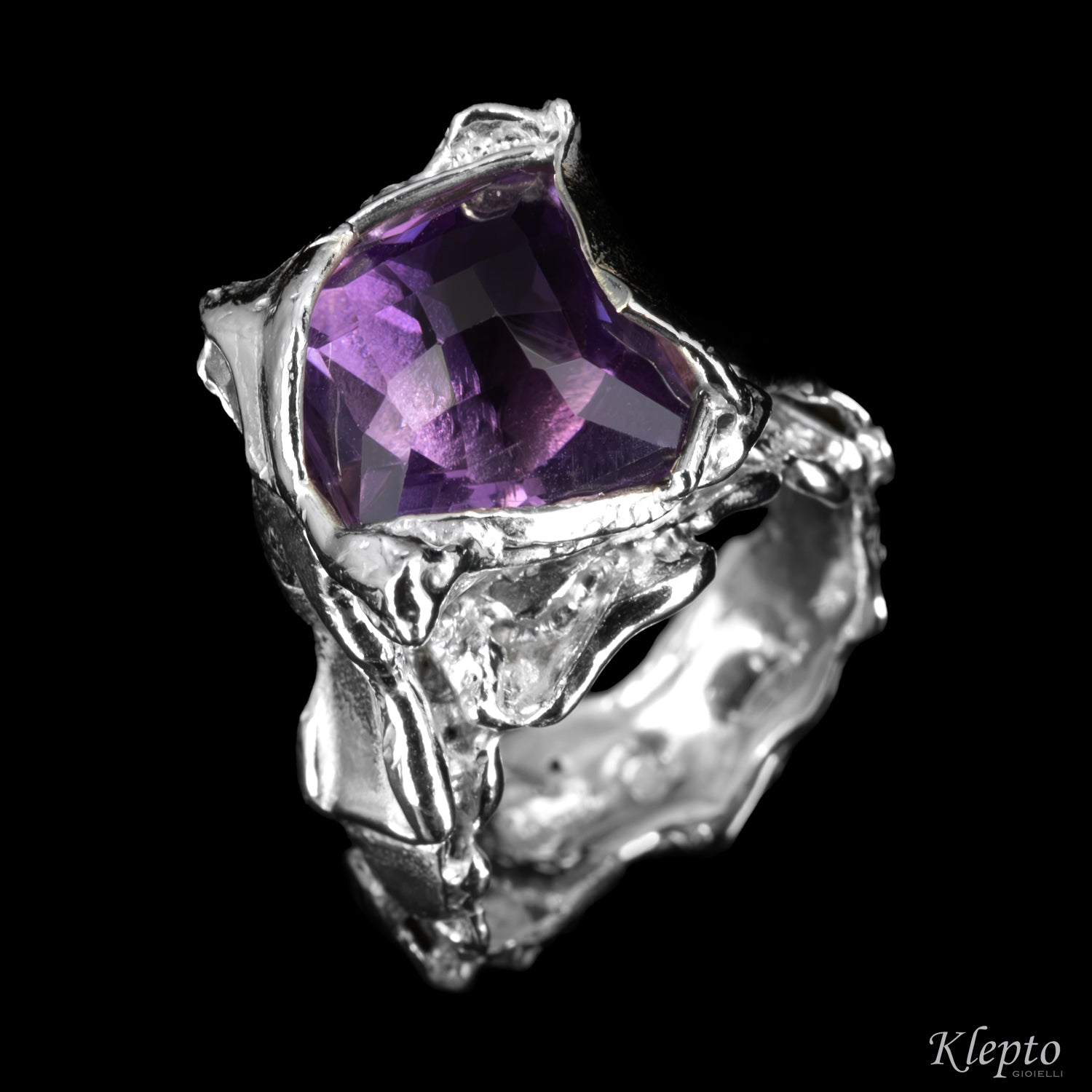 Silnova® Silver Ring with Amethyst