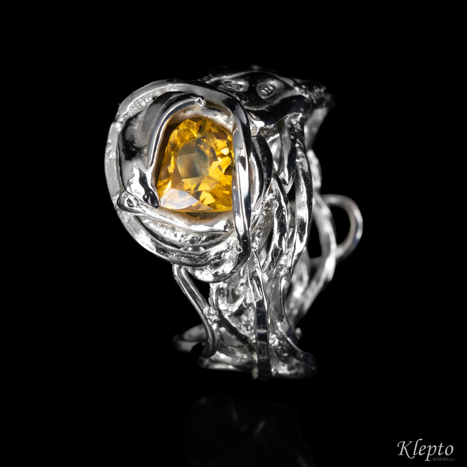 Silver ring Silnova® with twisted wire and Citrine