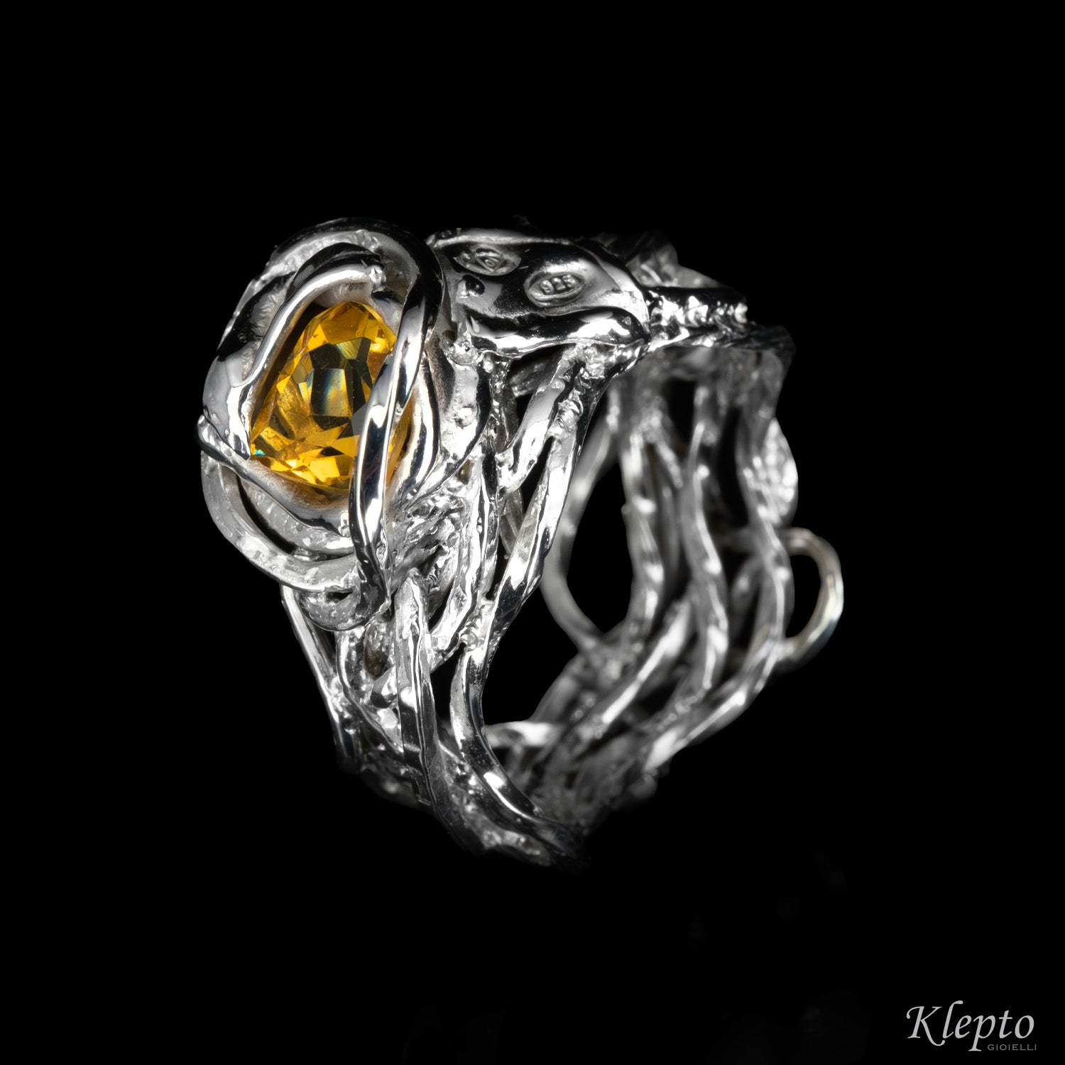 Silver ring Silnova® with twisted wire and Citrine