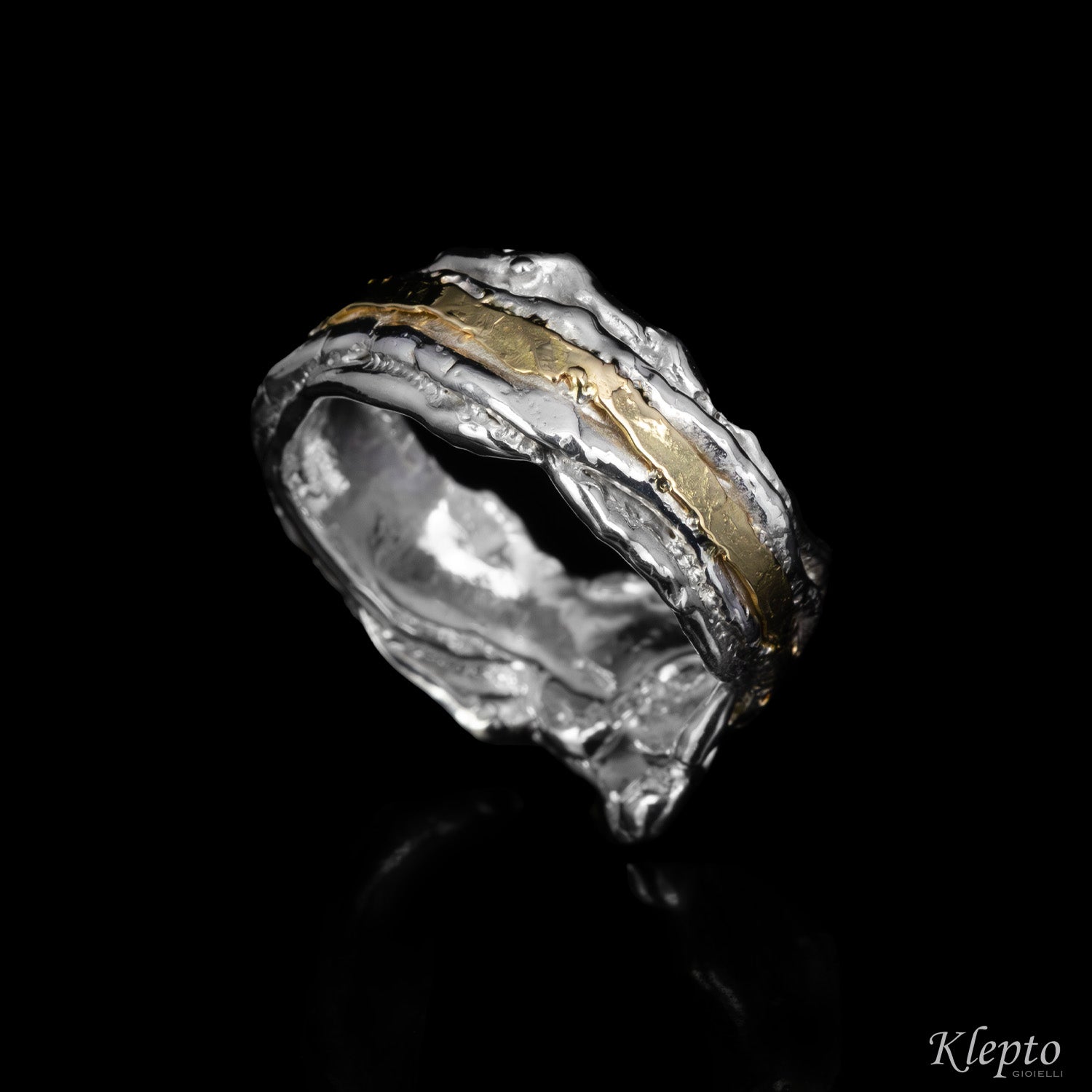Silnova® Silver ring with yellow gold details