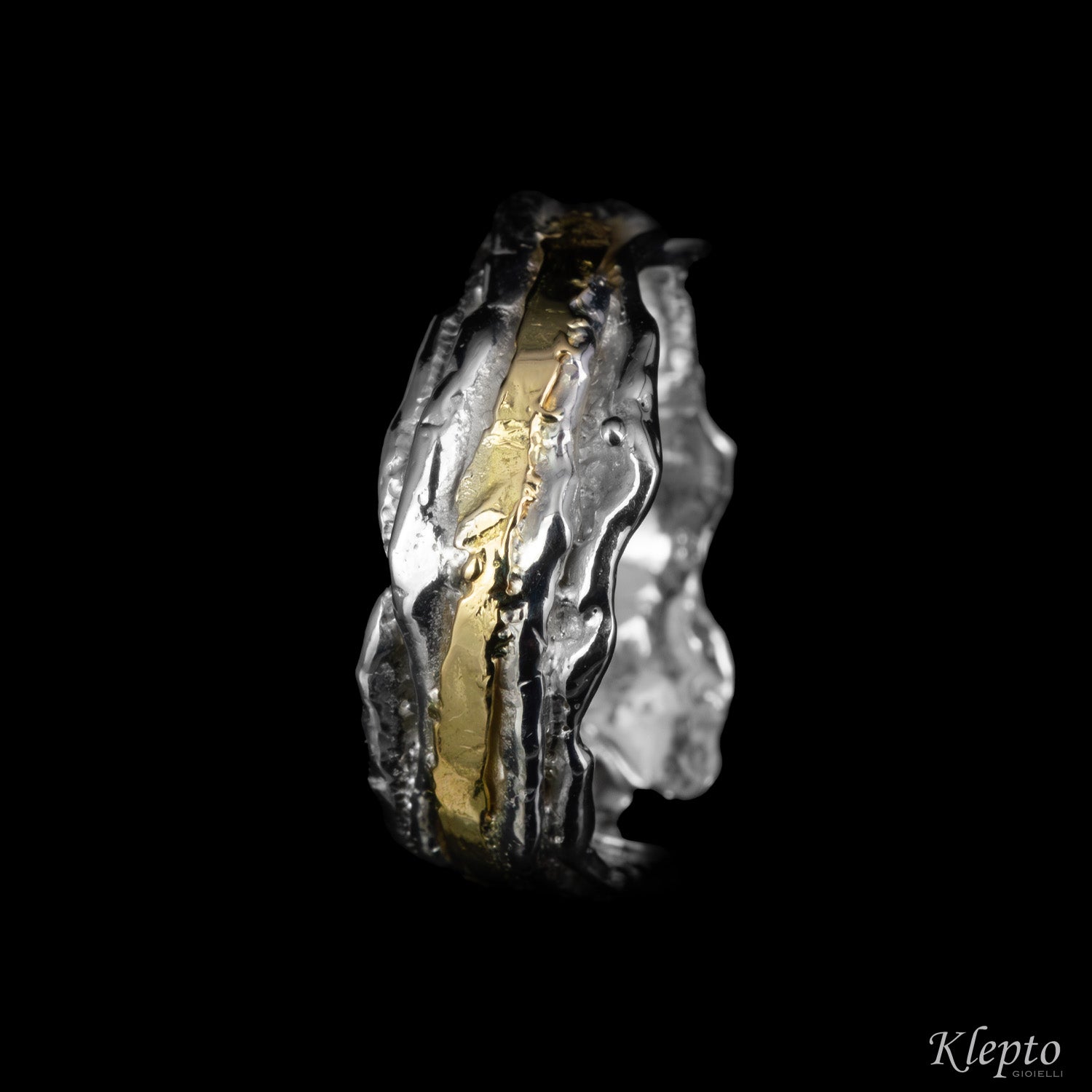 Silnova® Silver ring with yellow gold details