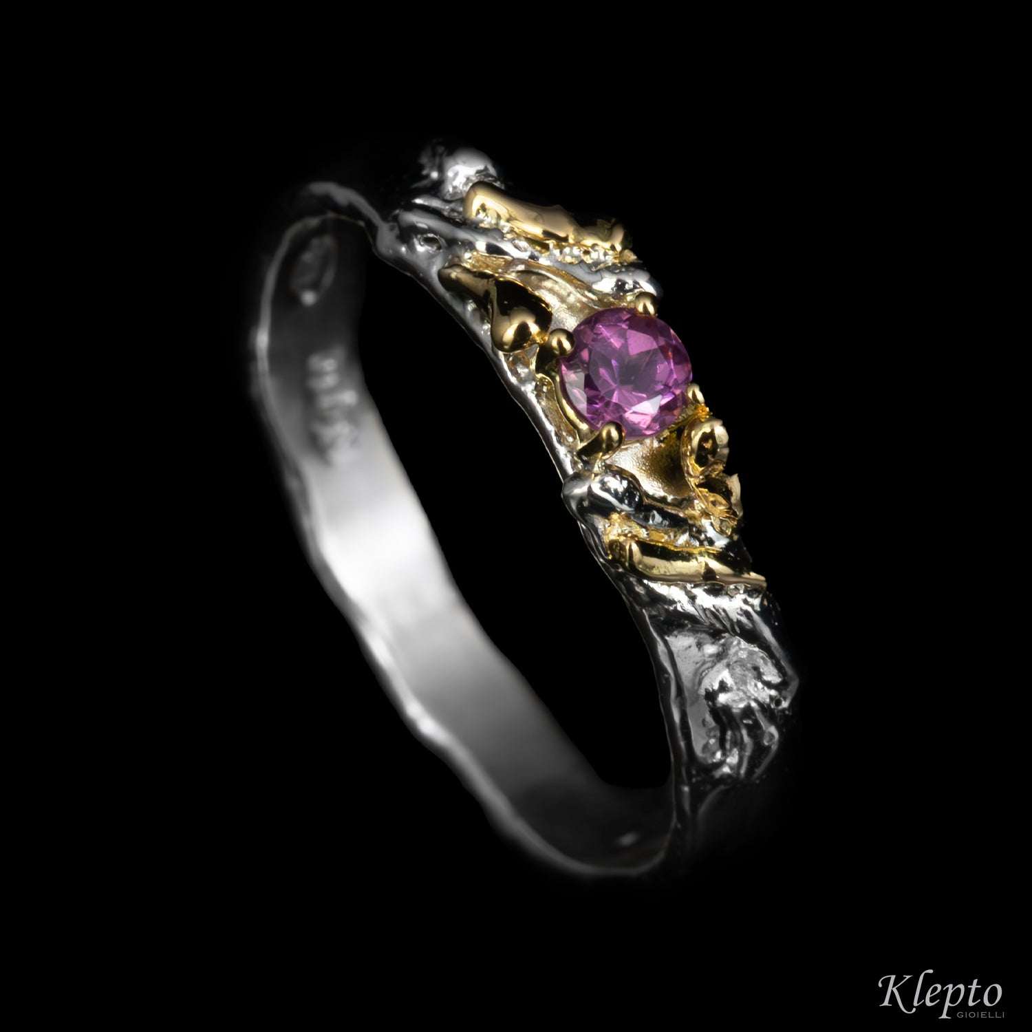Silver Ring Silnova® with yellow gold details and gemstones