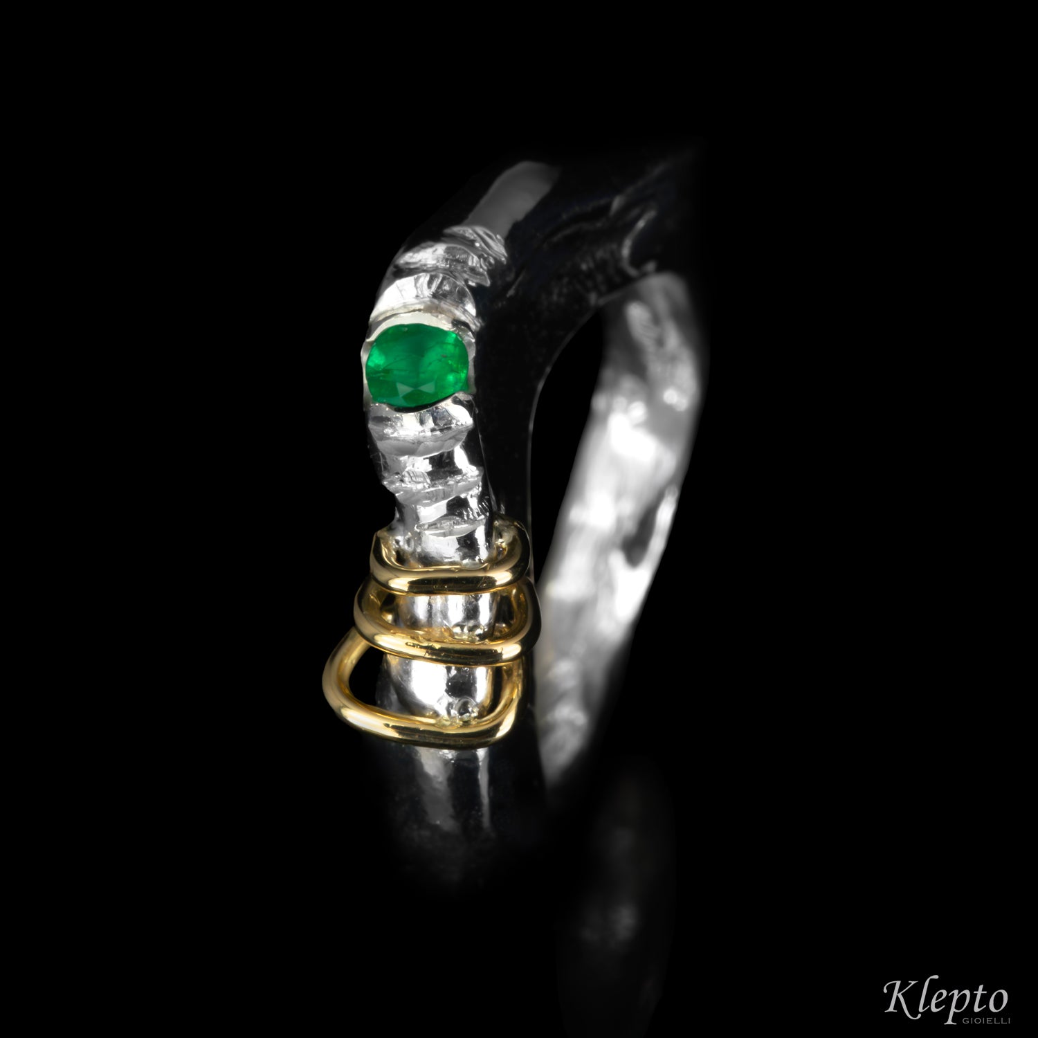 Silver Ring Silnova® with Emerald and yellow gold details
