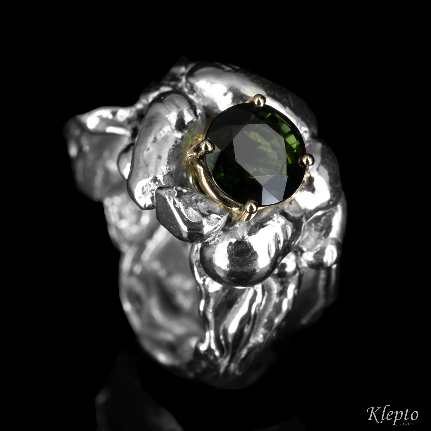 Silnova® silver ring with green tourmaline and natural white gold details