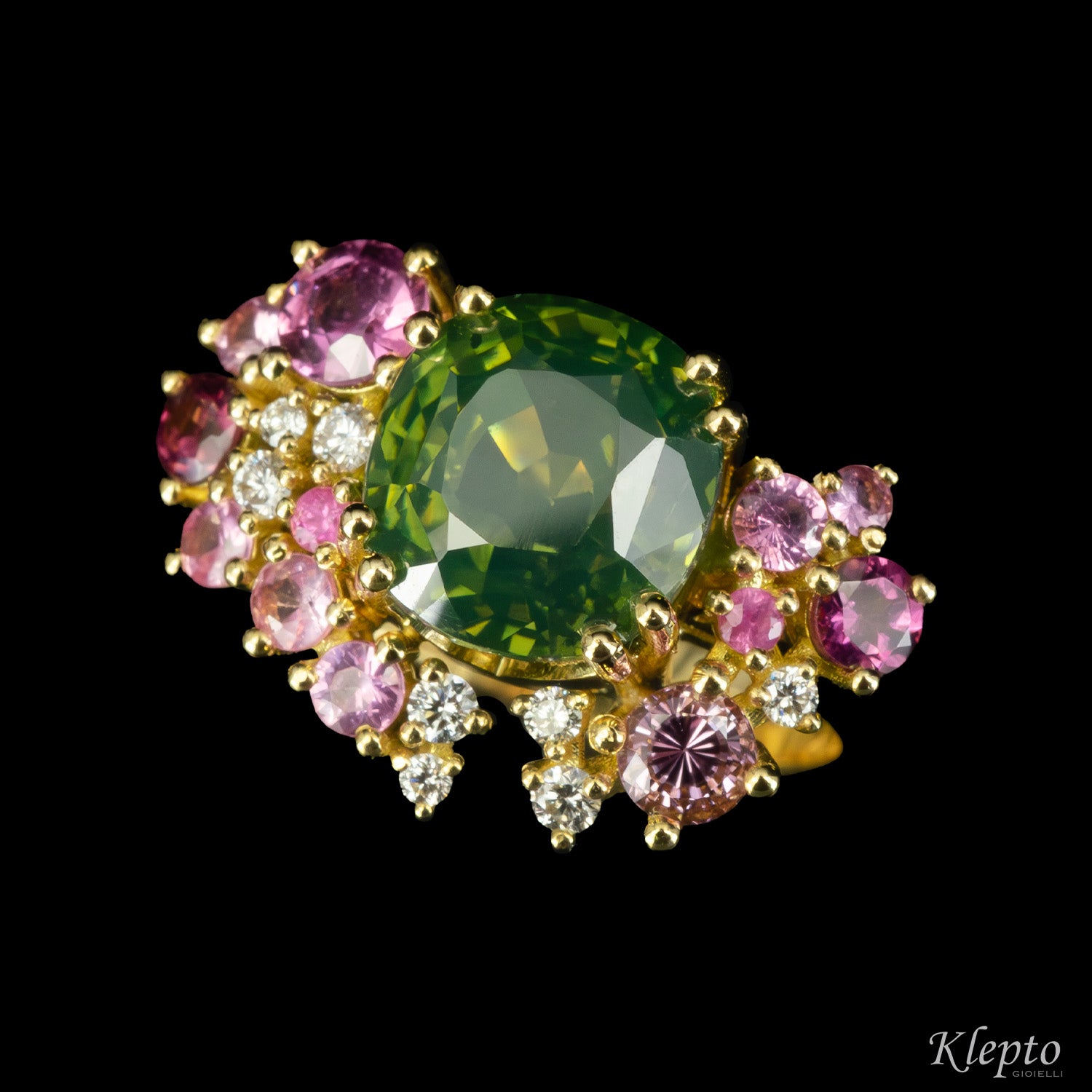 Classic ring by Klepto in yellow gold with natural green Zircon, pink Sapphires, Rhodolites and Diamonds