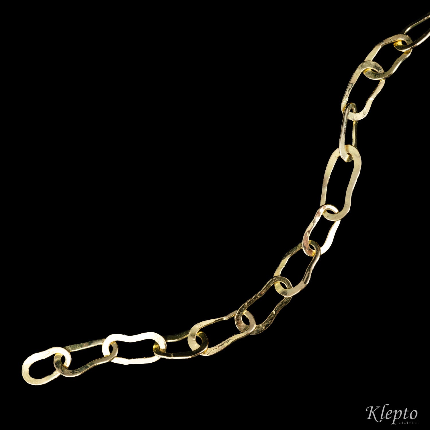 Yellow gold bracelet with oval rings