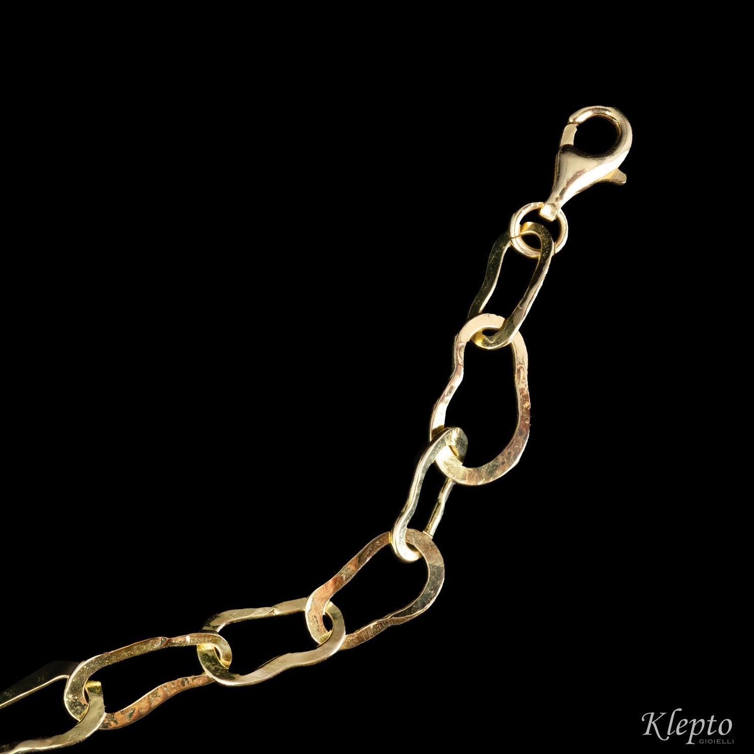 Yellow gold bracelet with oval rings