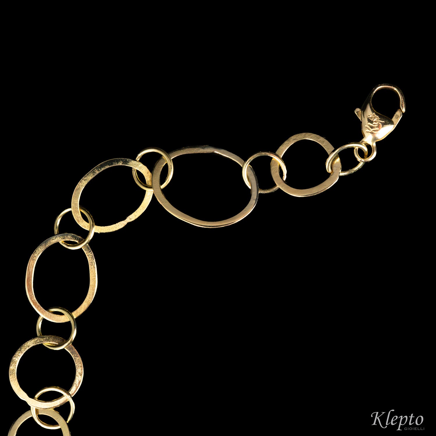 Yellow gold bracelet with rings