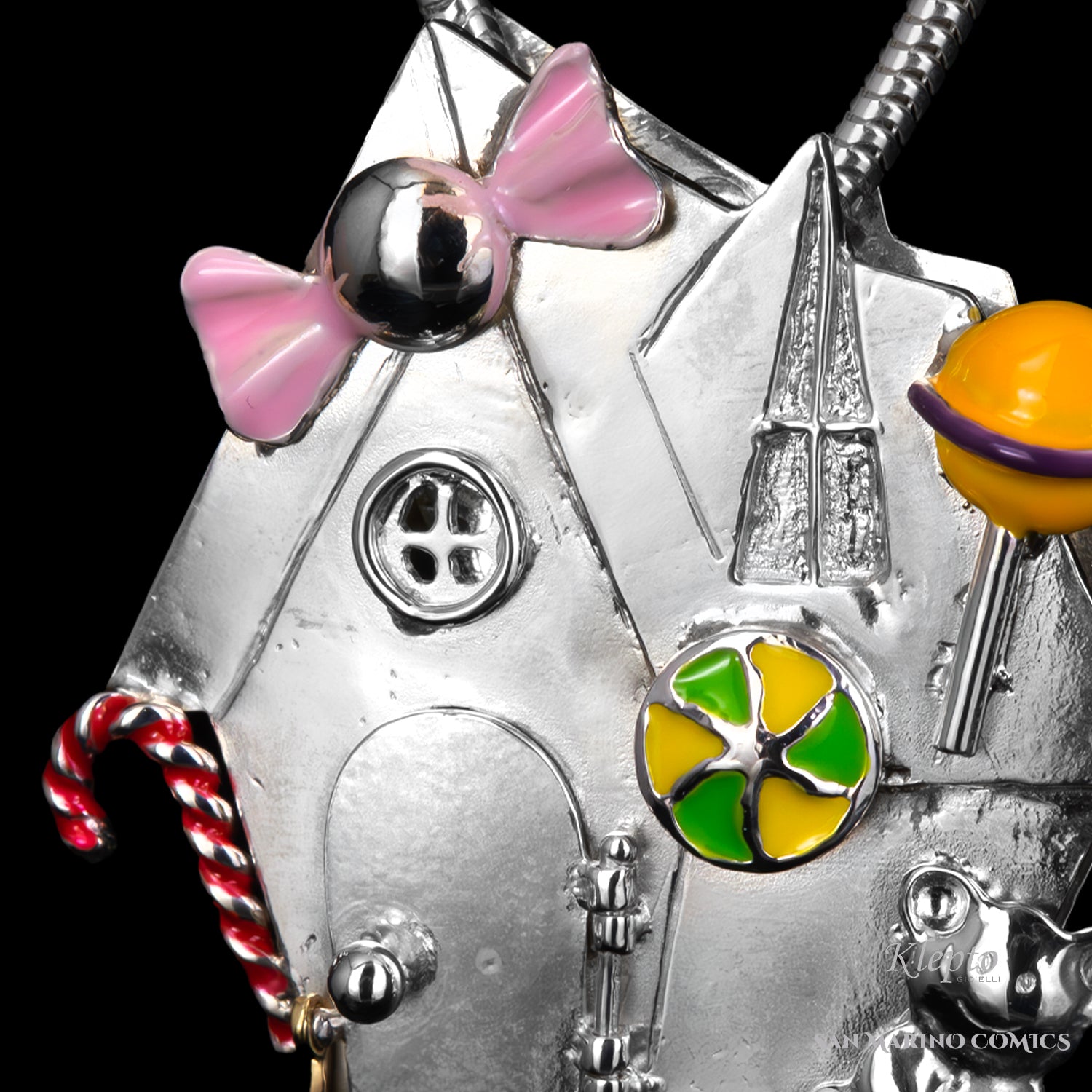 Silver Pendant Silnova "The Gingerbread House" with enameled details and yellow gold