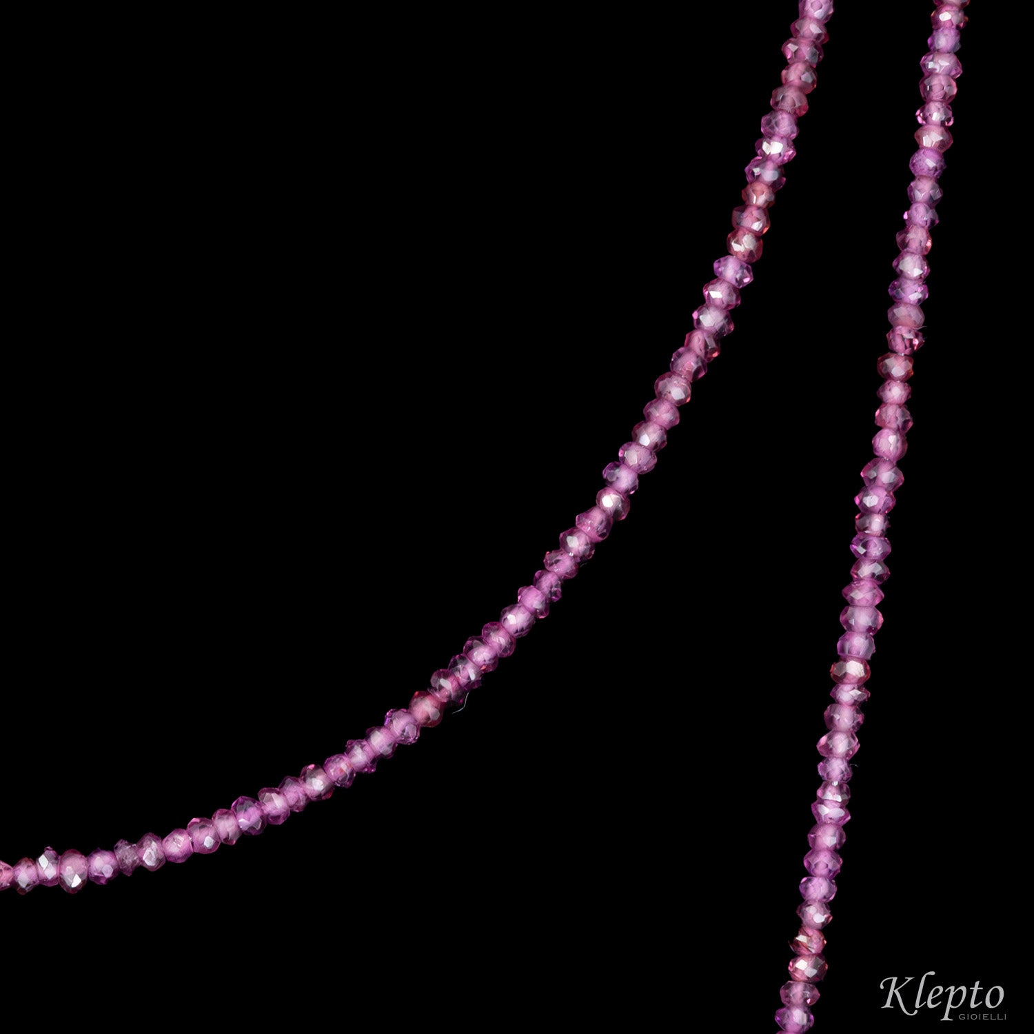 Long necklace with Rhodolite