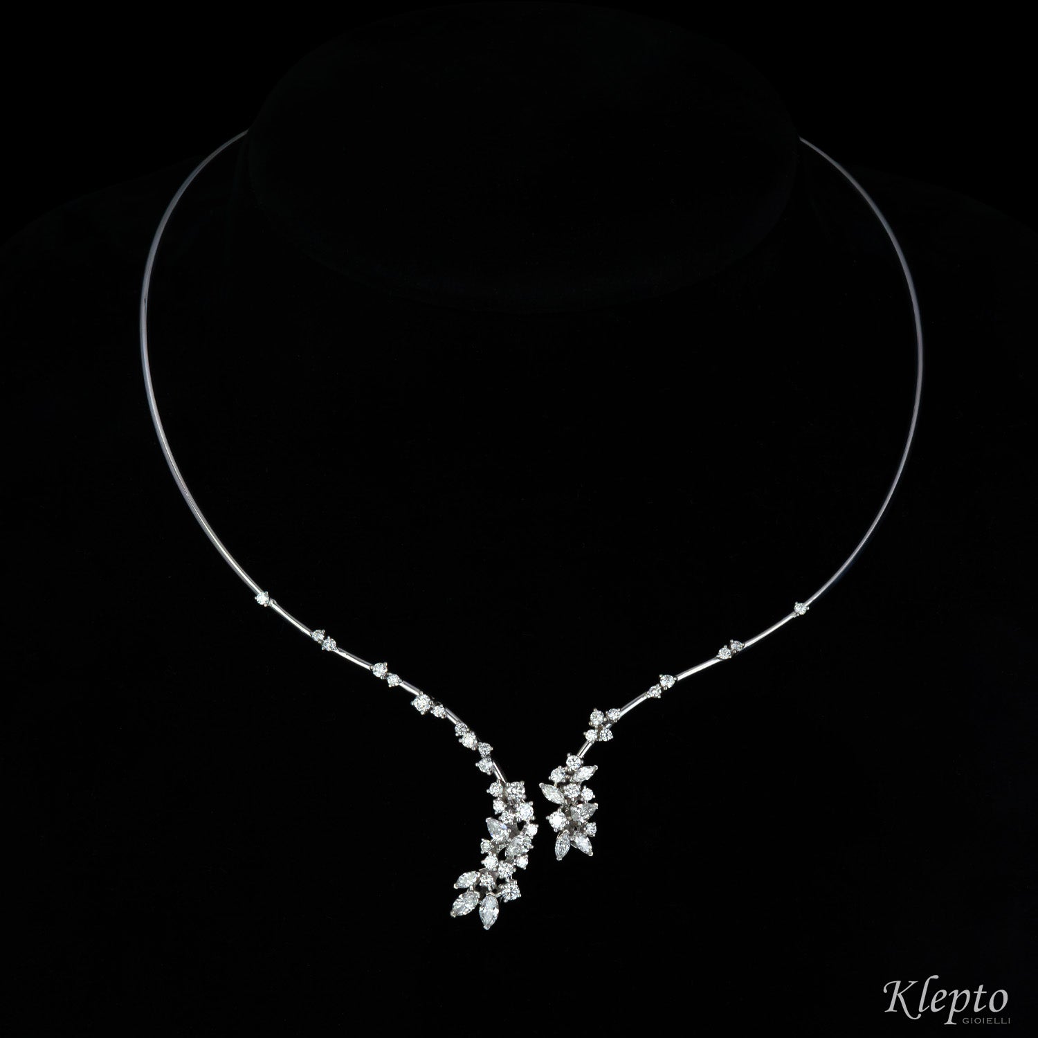 Harmonic white gold necklace with Diamonds