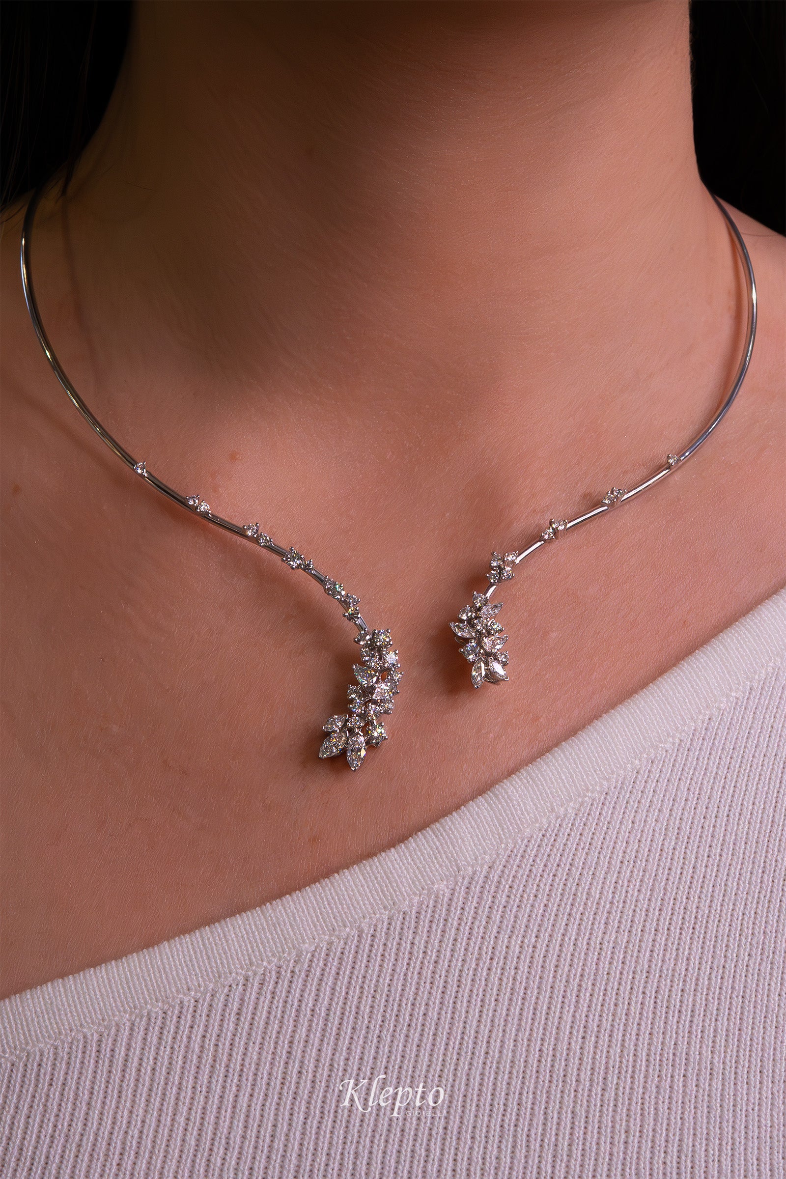 Harmonic white gold necklace with Diamonds