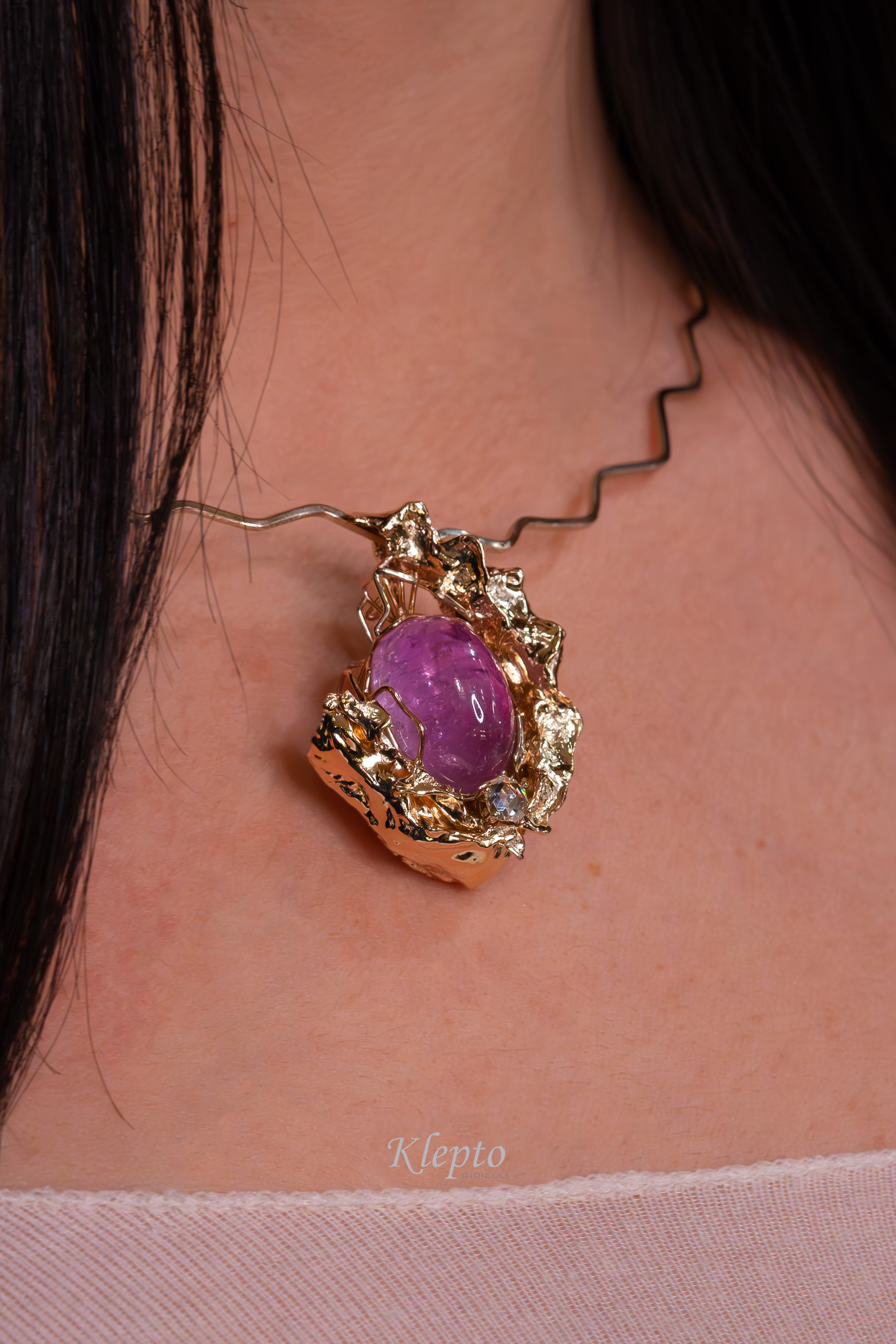 "Agape" natural white gold necklace with Kunzite and Diamond