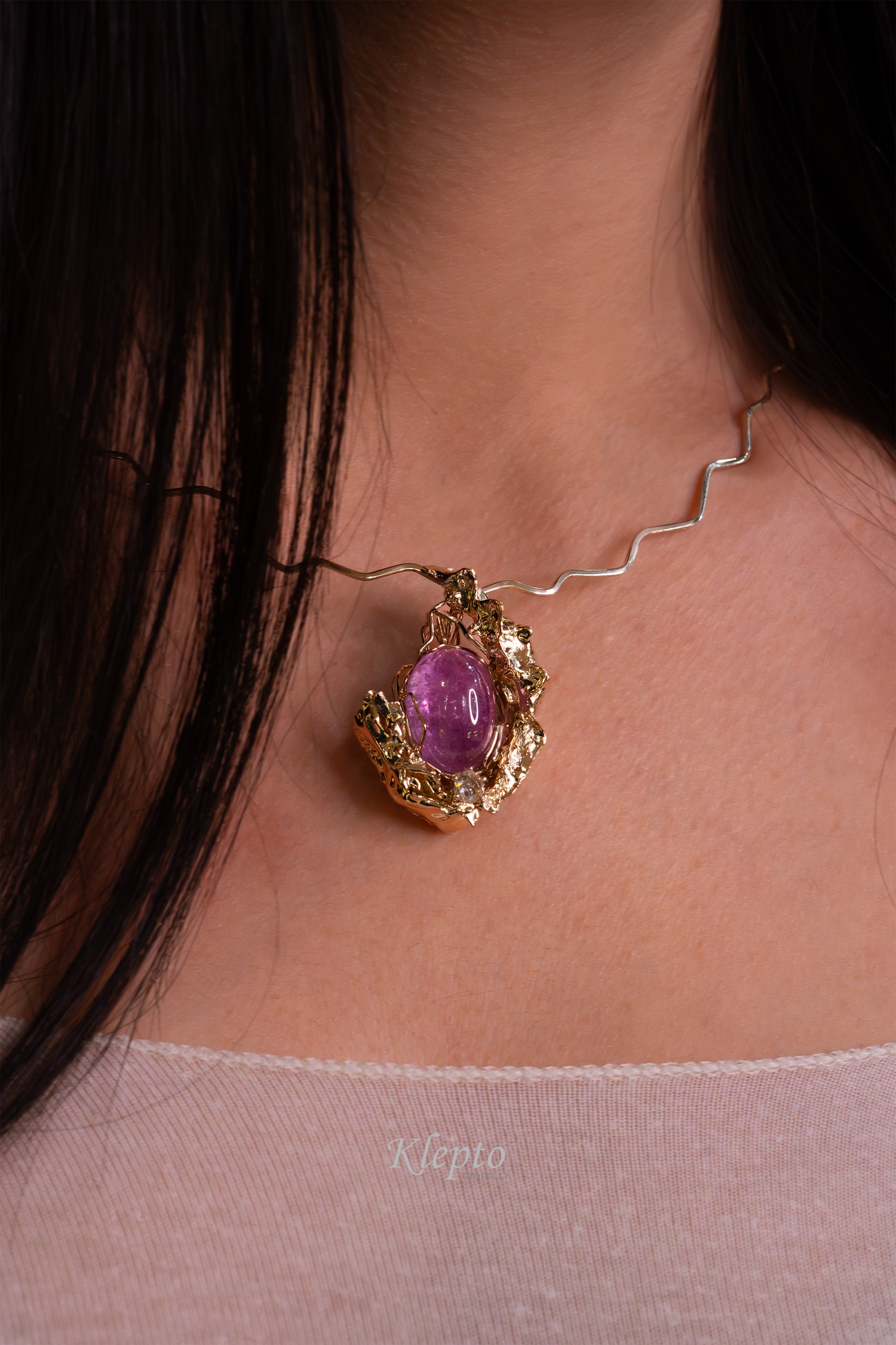 "Agape" natural white gold necklace with Kunzite and Diamond