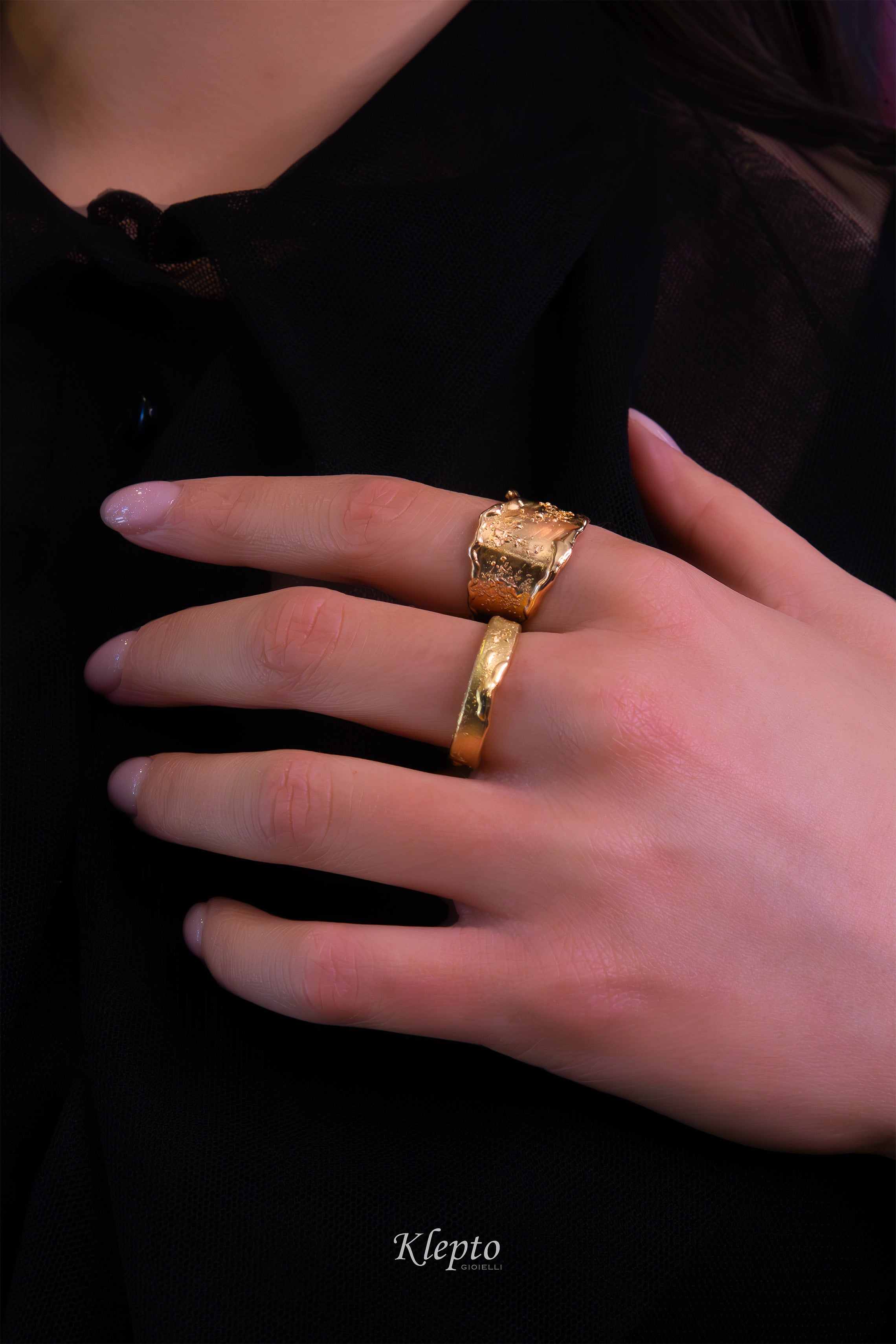 Rose gold ring "Materia"