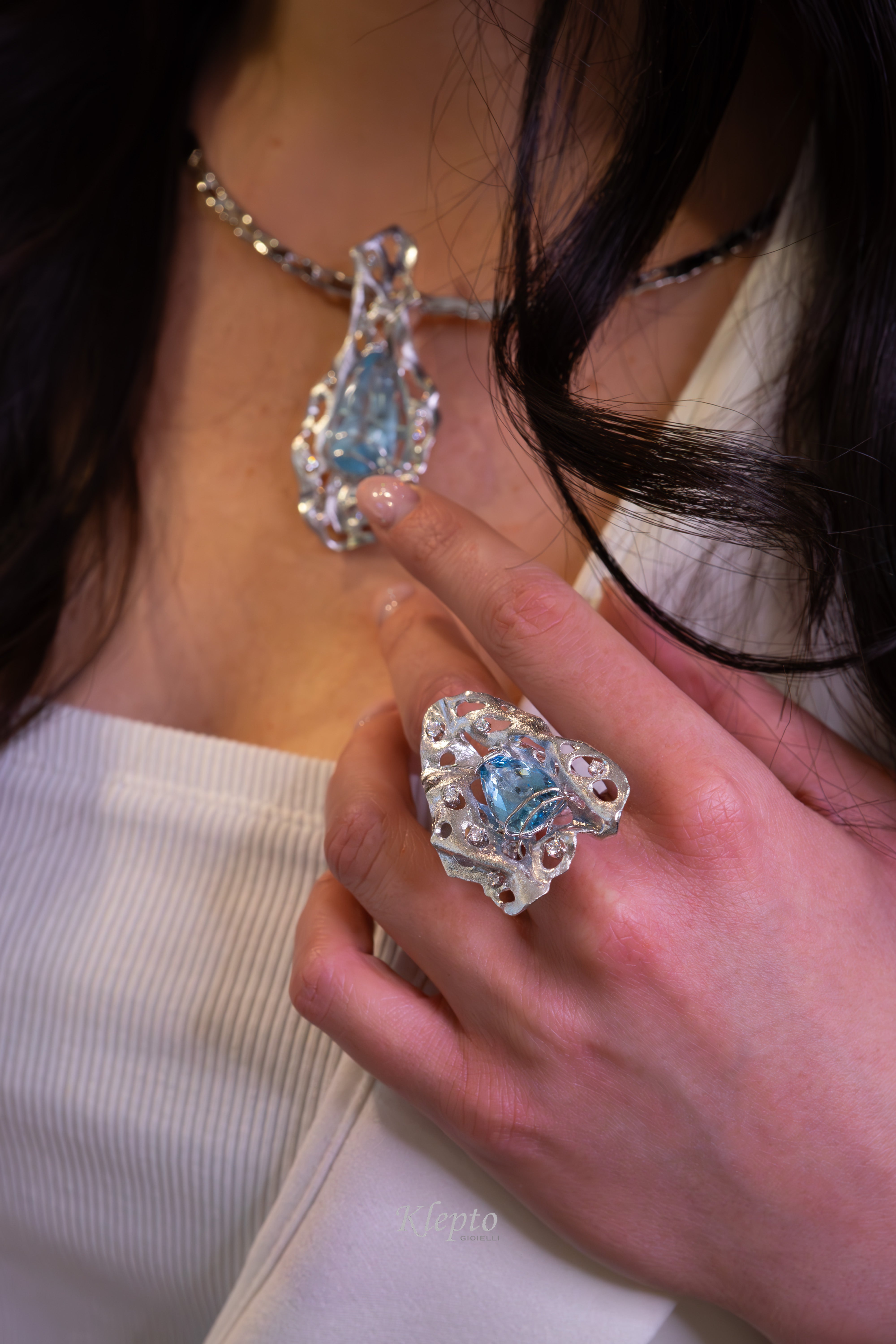 "Freyja" white gold ring with Aquamarine and Diamonds
