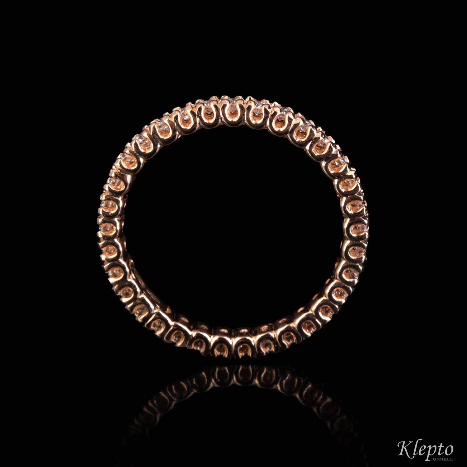 Infinity in rose gold