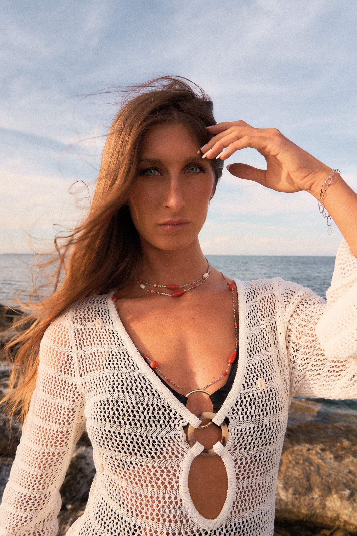 Necklace in white gold and rose gold "Chanel" with Coral
