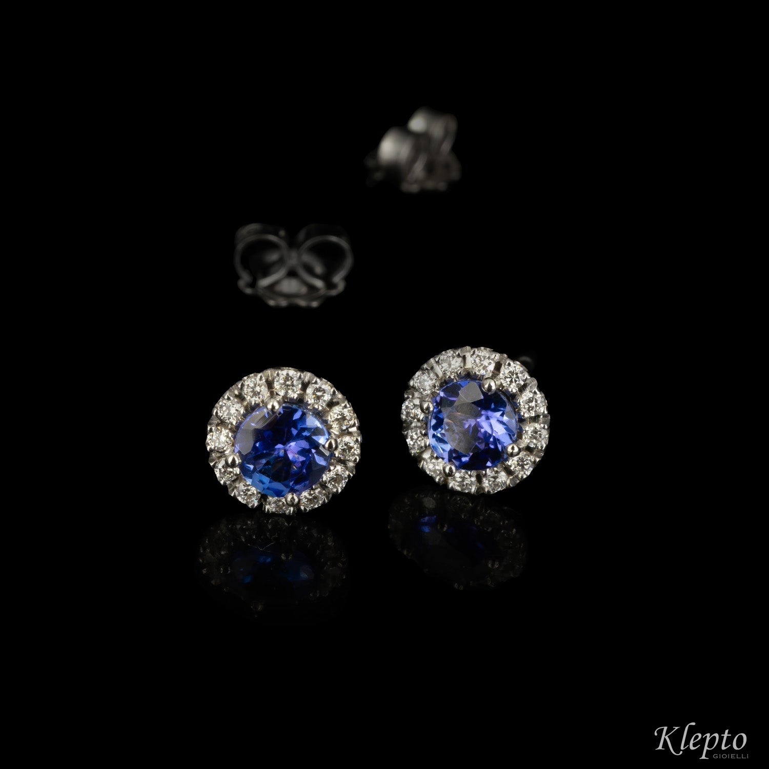 White gold earrings with Tanzanites and Diamonds