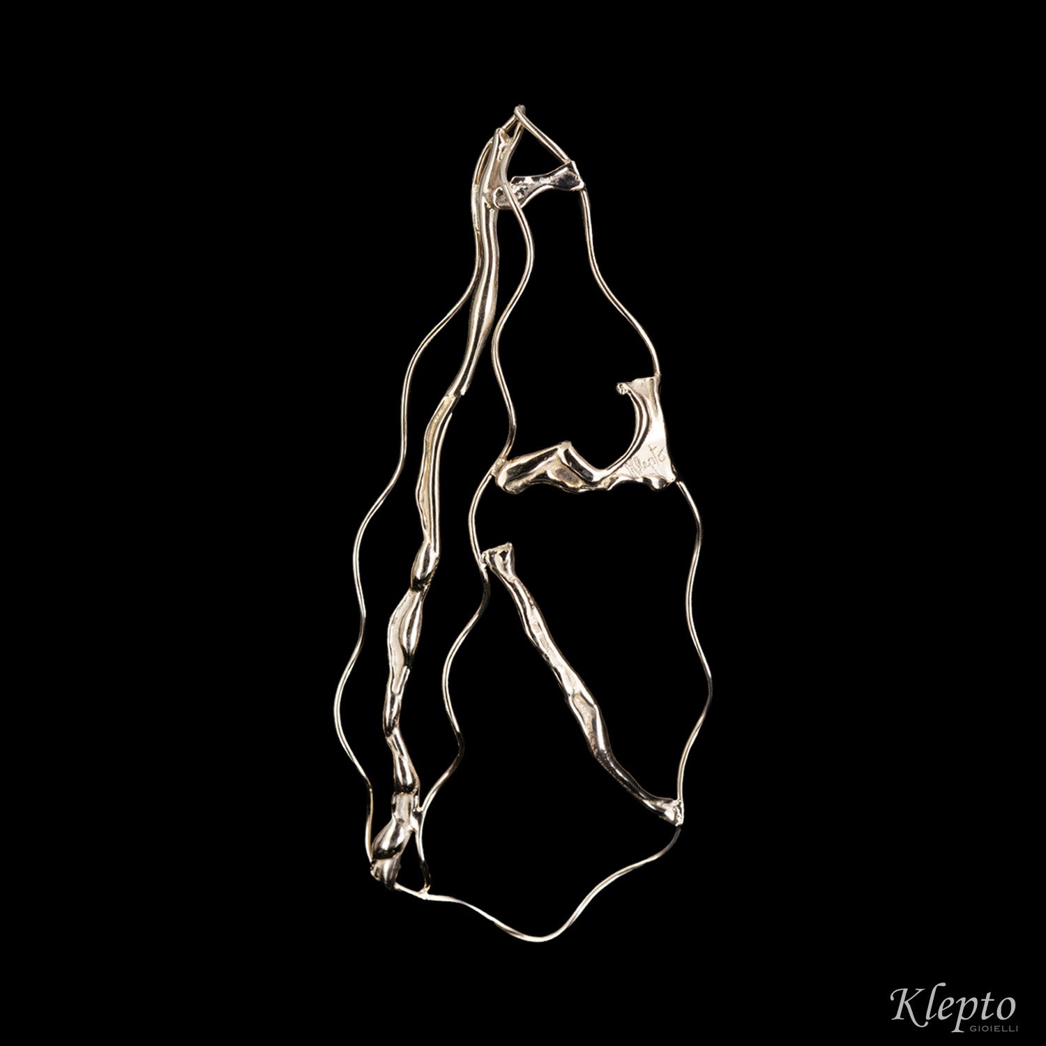 Natural white gold earrings
