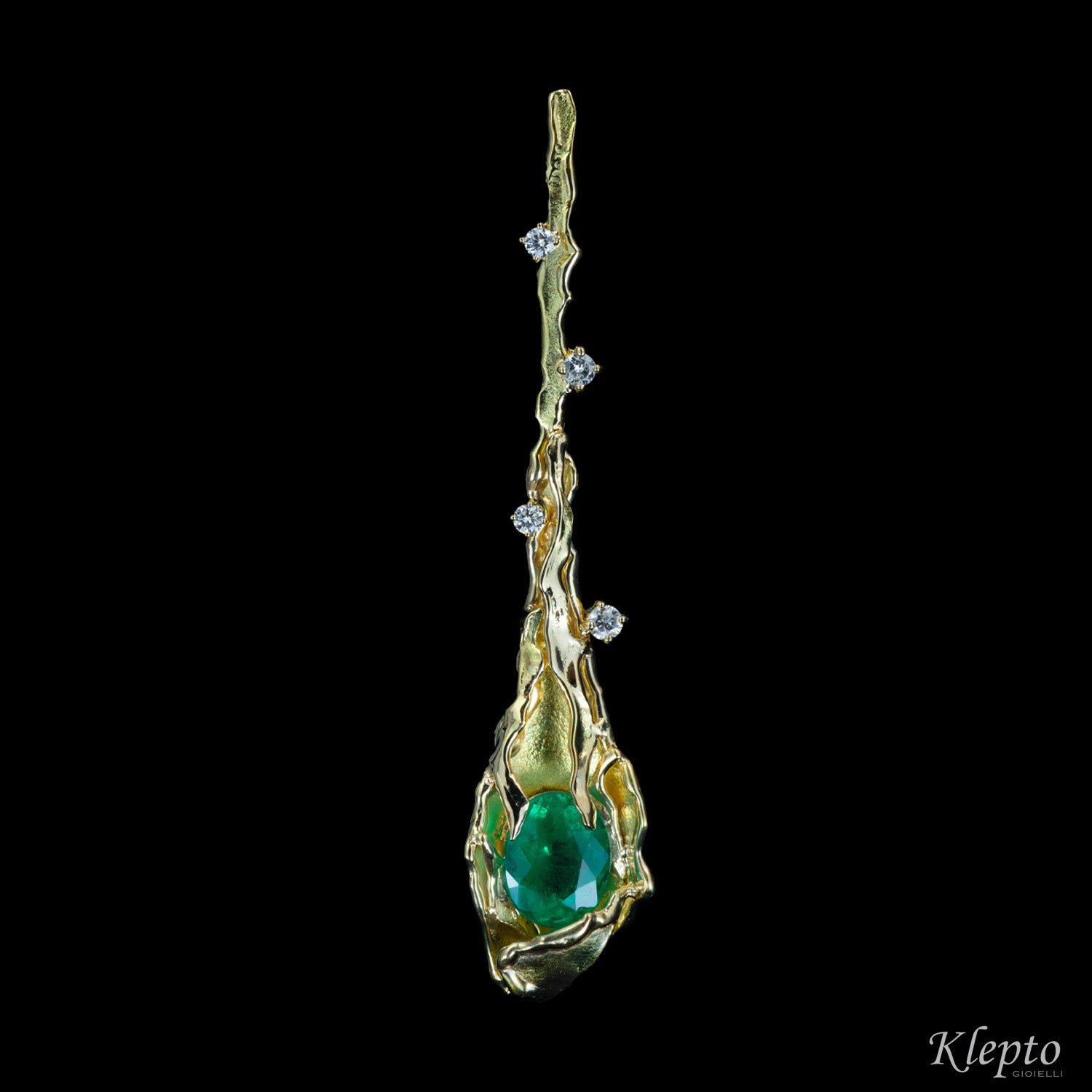 Flame-fused yellow gold earrings with Emeralds and Diamonds