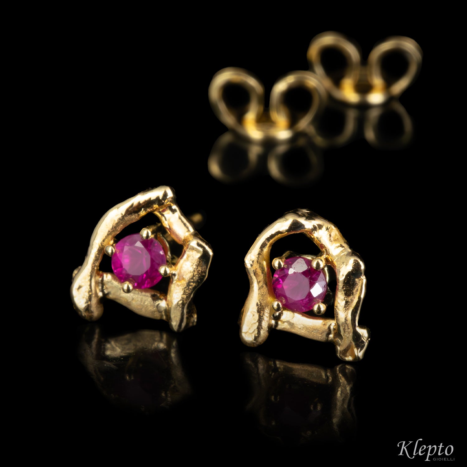 Yellow Gold Pepita Earrings with Rubies