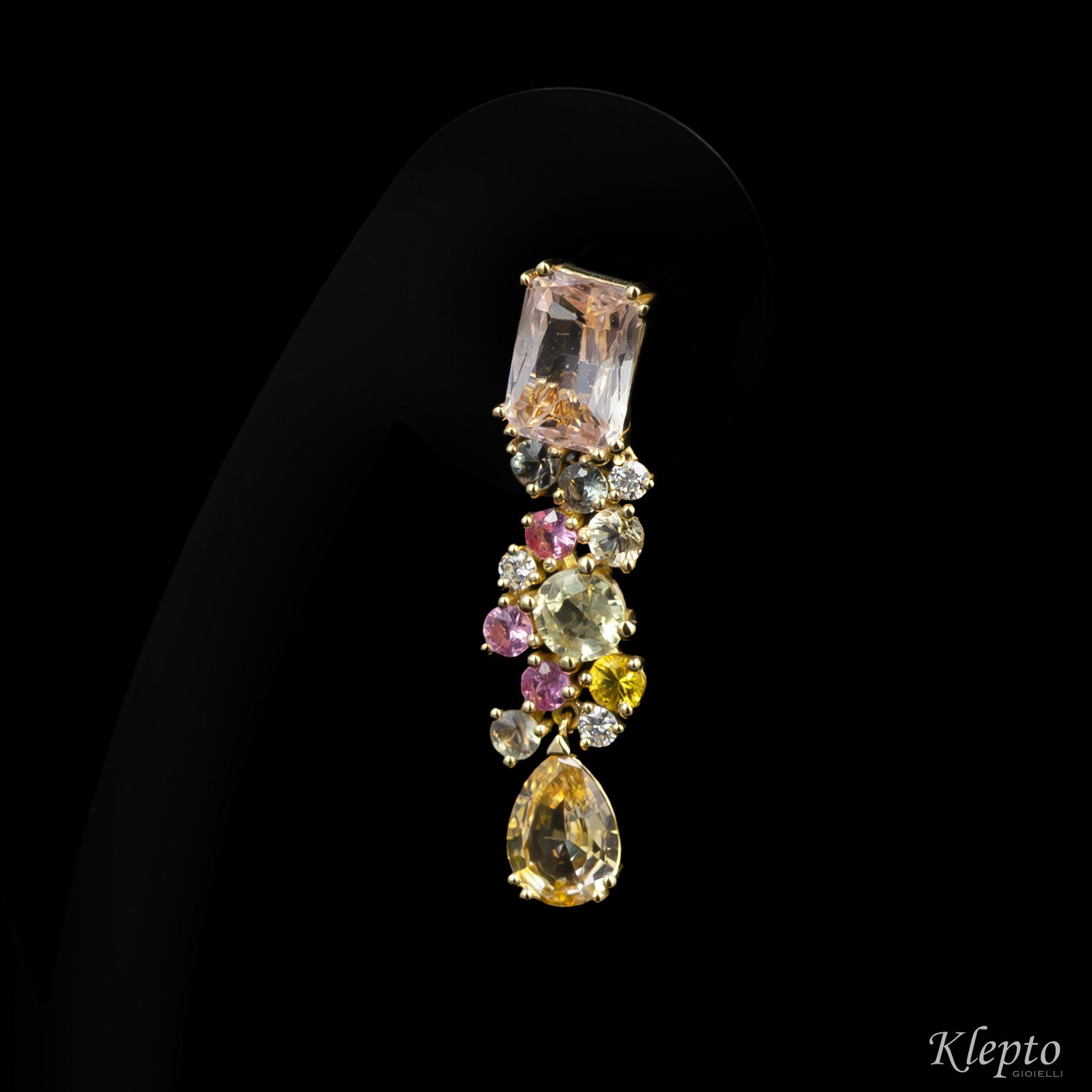 Yellow gold earrings with Sapphires and Diamonds