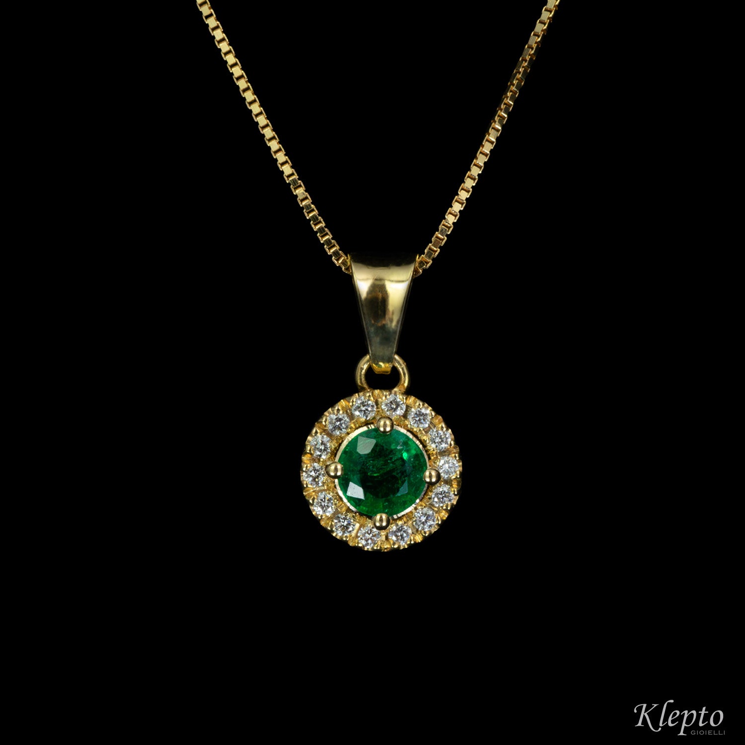 Yellow gold pendant with Emerald and Diamonds