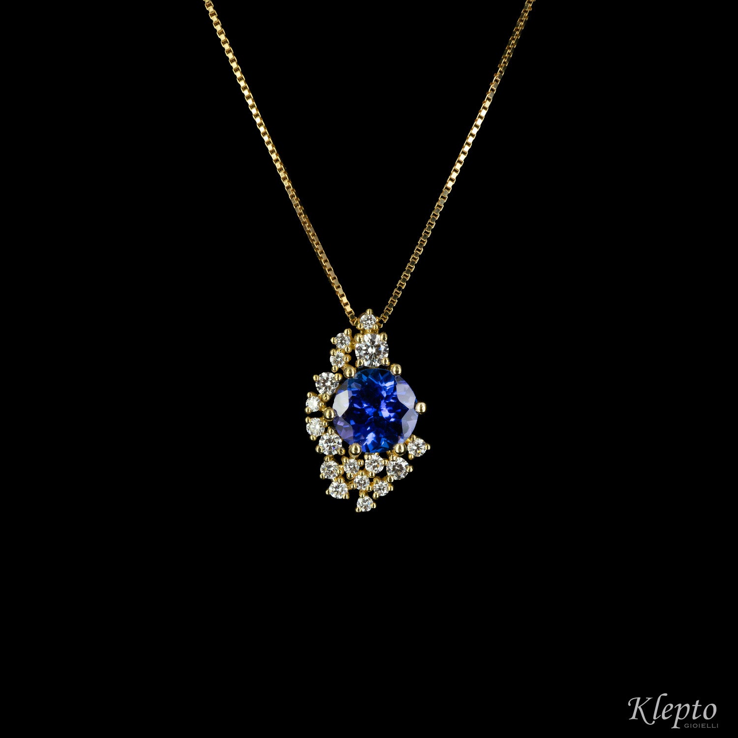 Yellow gold pendant with Tanzanite and Diamonds