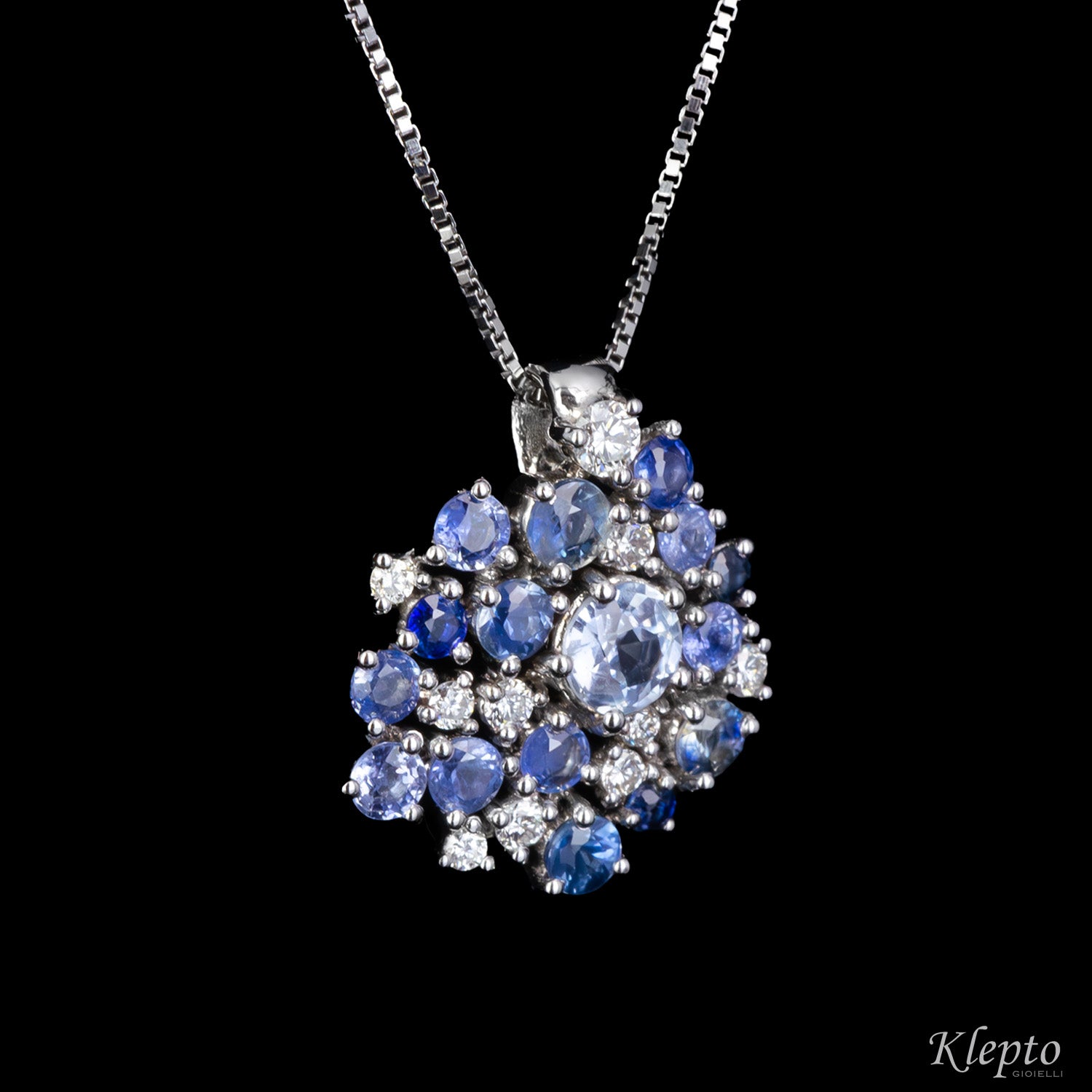 White gold pendant with blue Sapphires and Diamonds