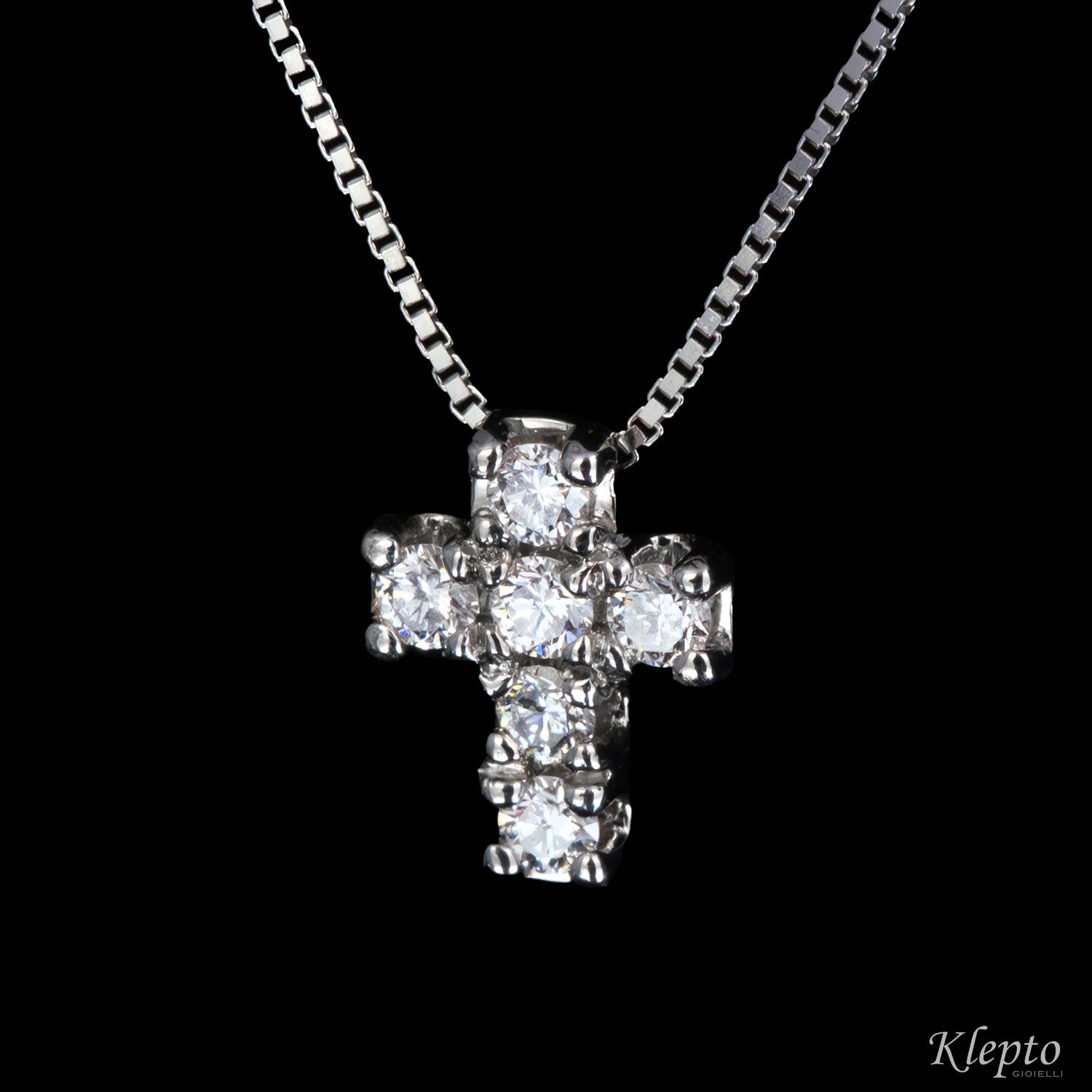 White gold pendant with Diamonds