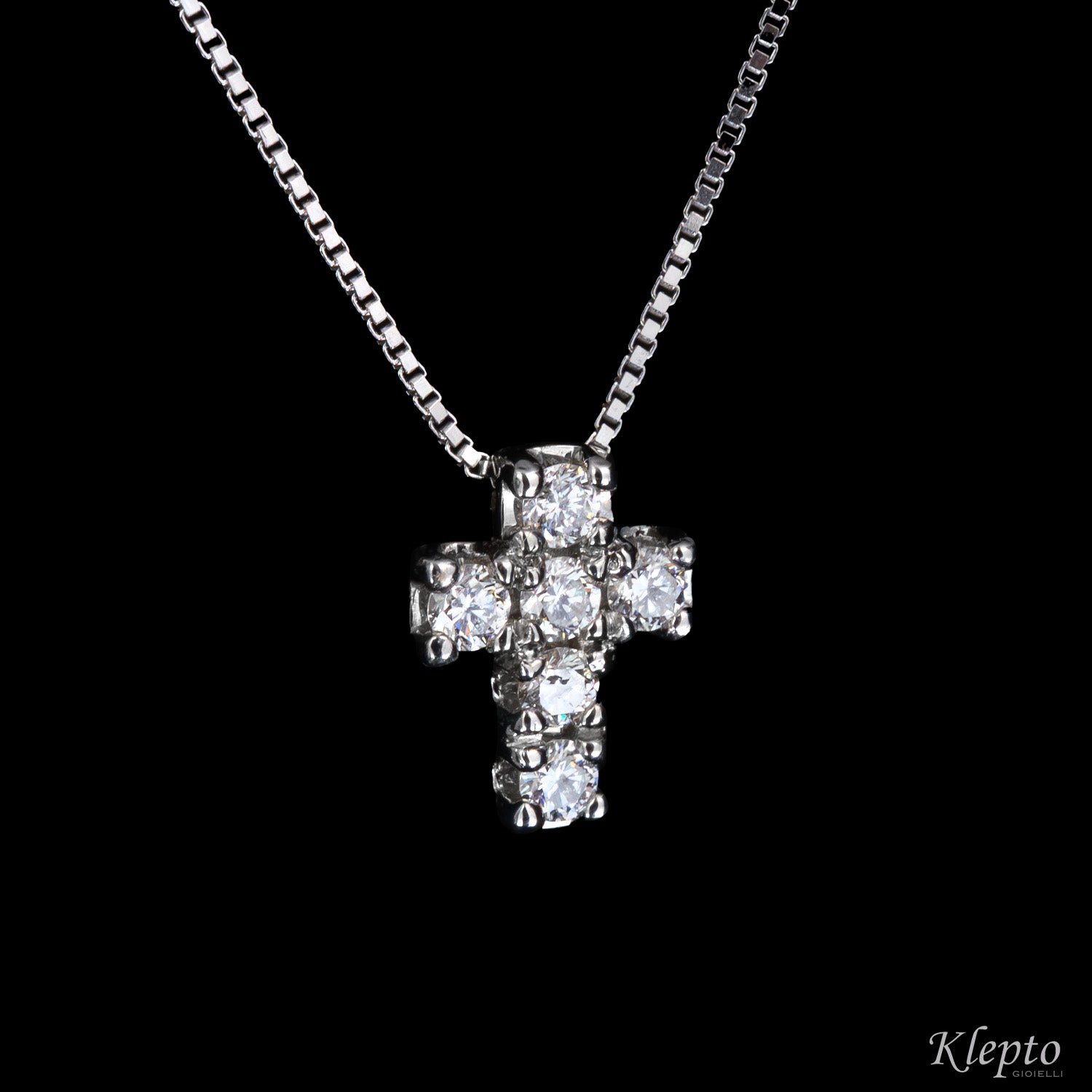 White gold pendant with Diamonds