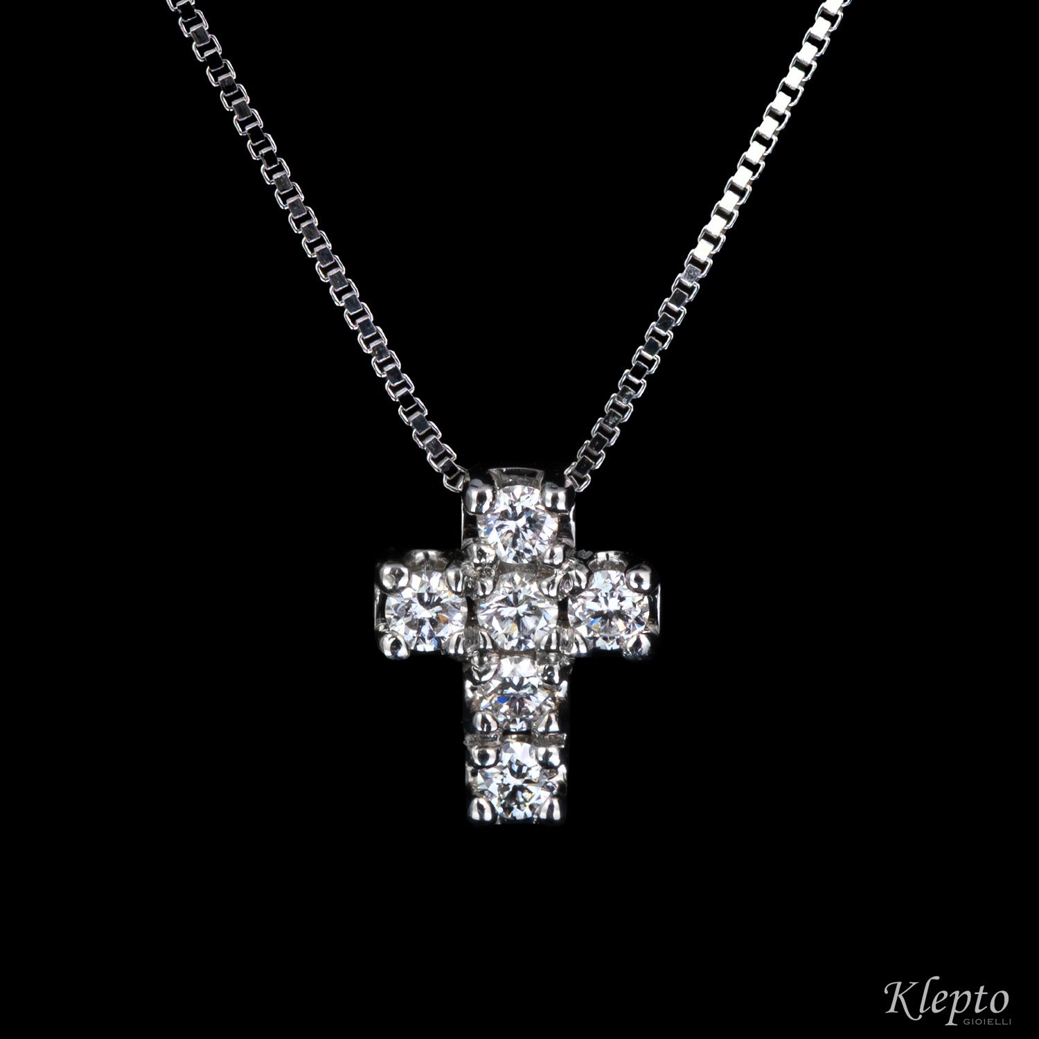 White gold pendant with Diamonds