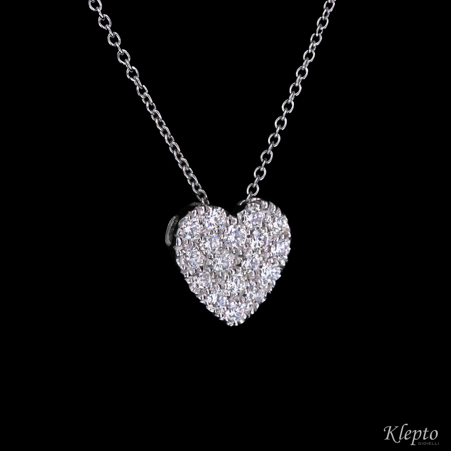 White gold pendant with Diamonds
