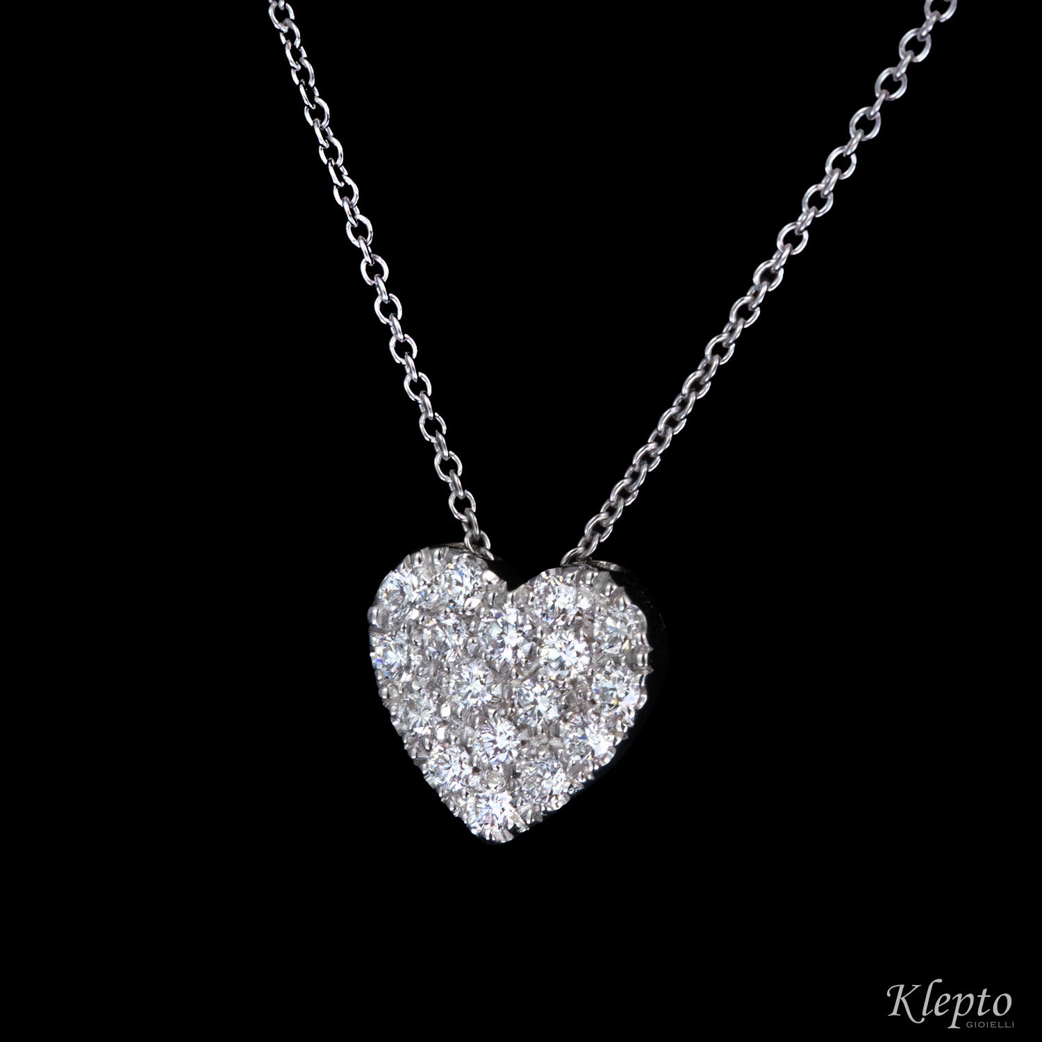 White gold pendant with Diamonds