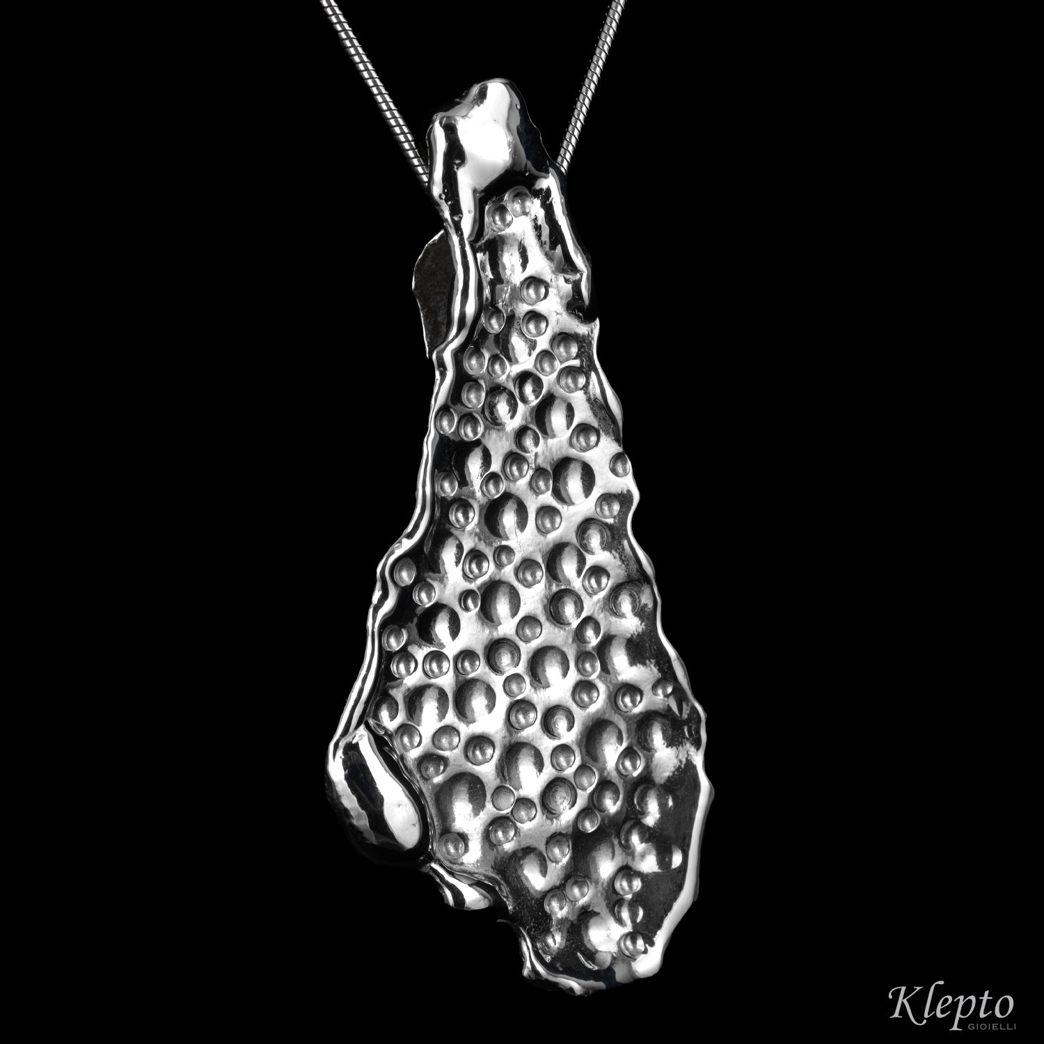 Hammered Silnova® silver pendant