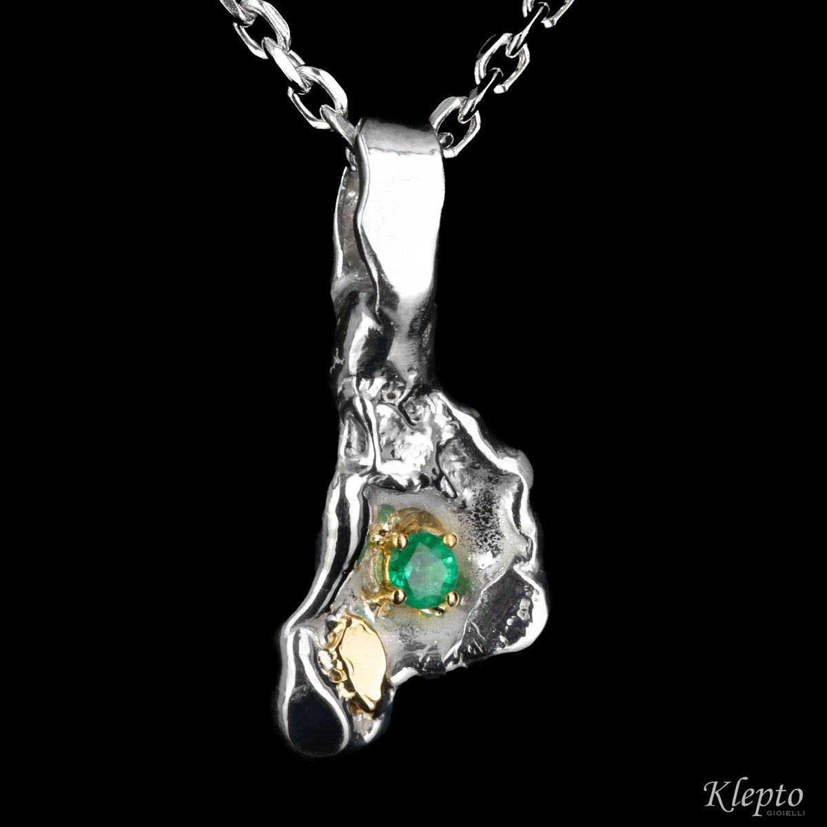 Silnova® Silver Pendant with Emerald and yellow gold details